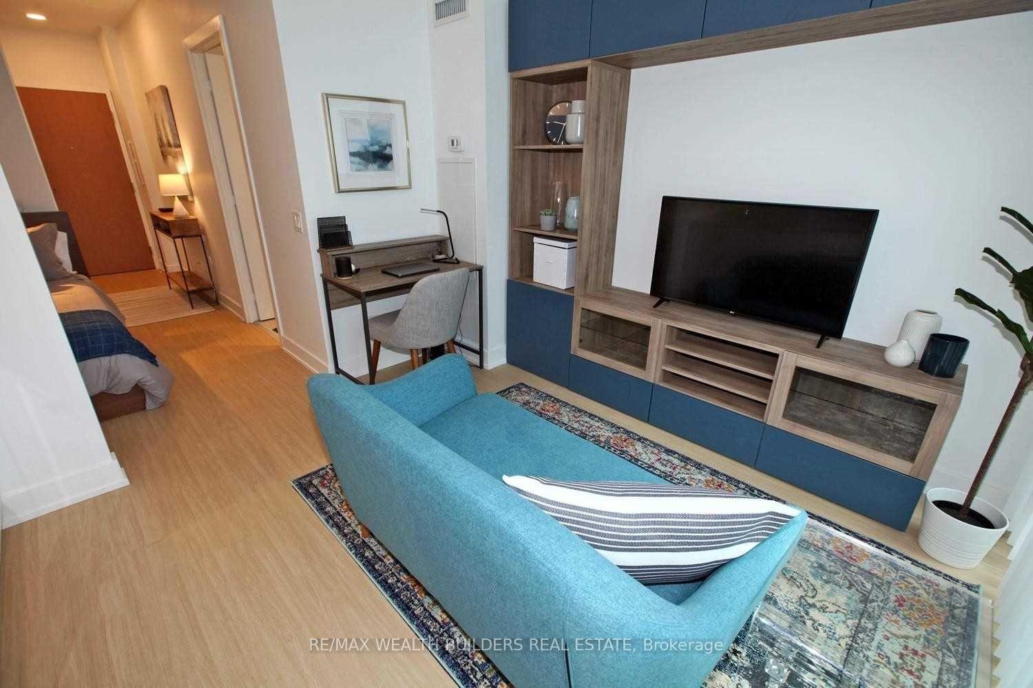 Photo 7 of Unit 1108, 7 Grenville Street, Toronto, Bay Street Corridor — HOMEH