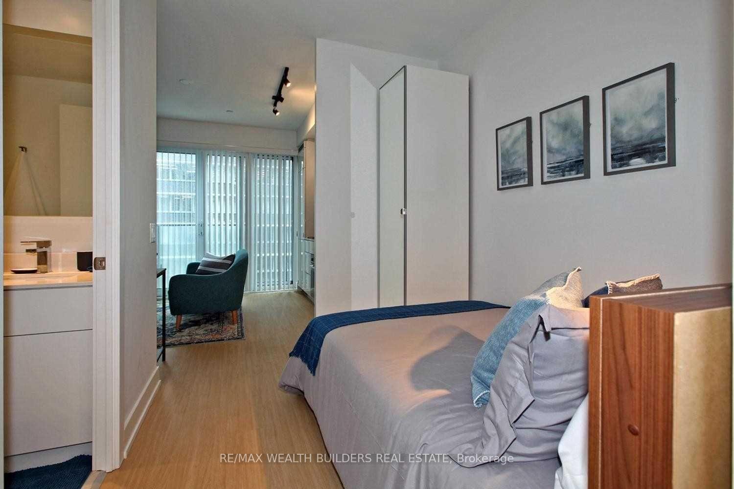 Photo 17 of Unit 1108, 7 Grenville Street, Toronto, Bay Street Corridor — HOMEH
