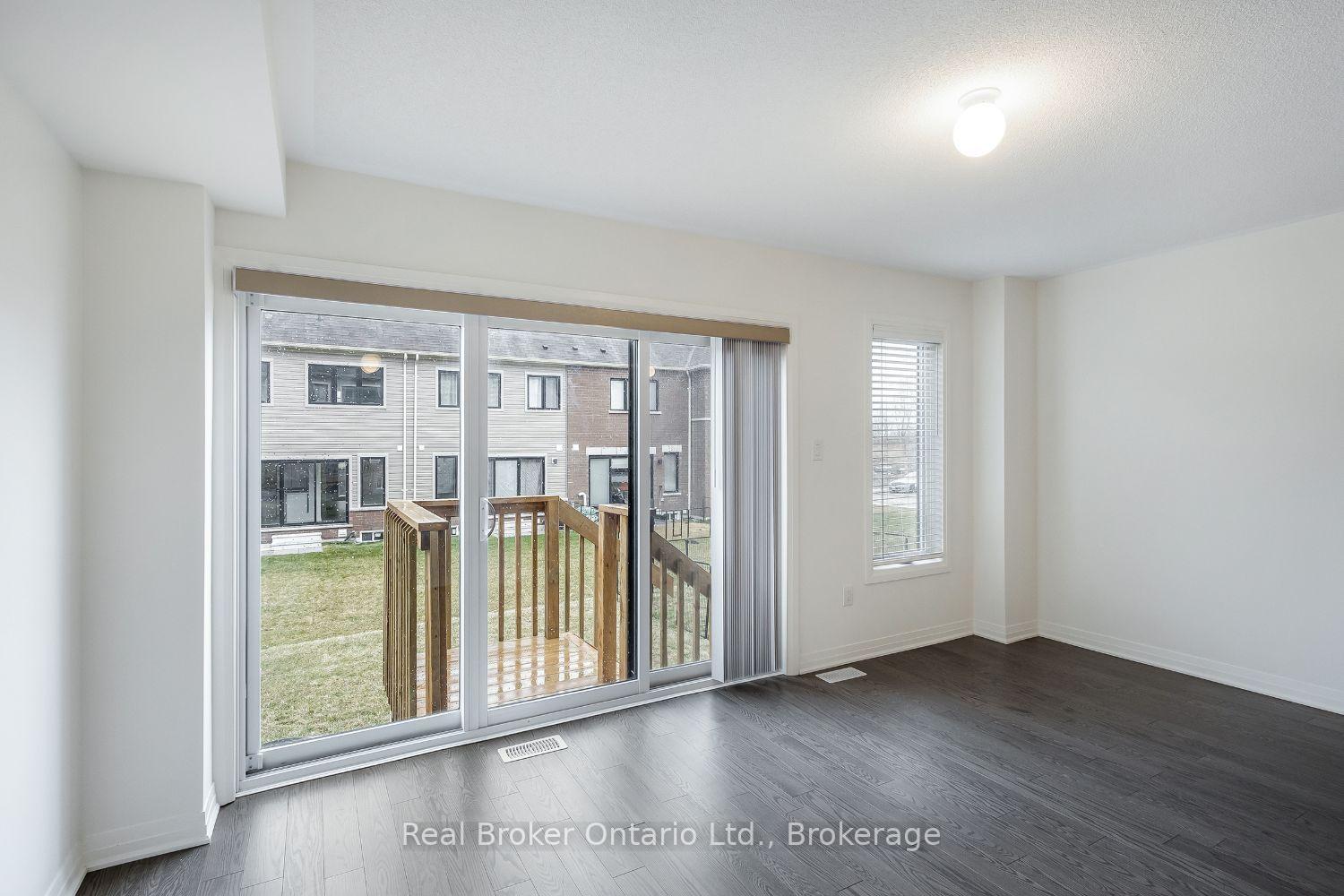Photo 11 of Unit 267, 79 Caspian Square, Clarington, Bowmanville — HOMEH