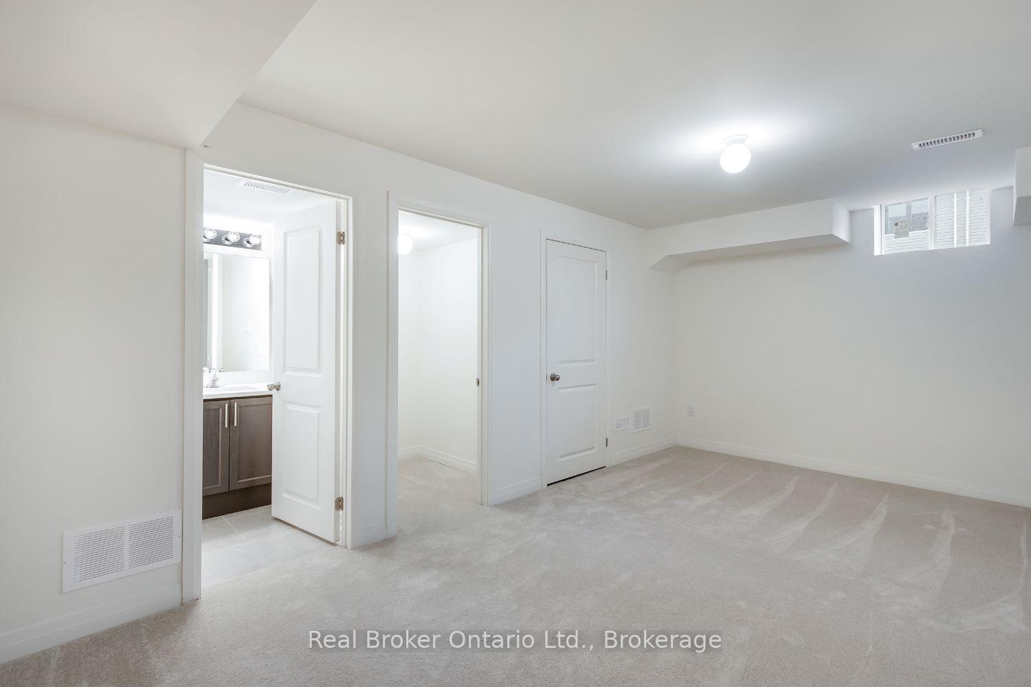 Photo 24 of Unit 267, 79 Caspian Square, Clarington, Bowmanville — HOMEH