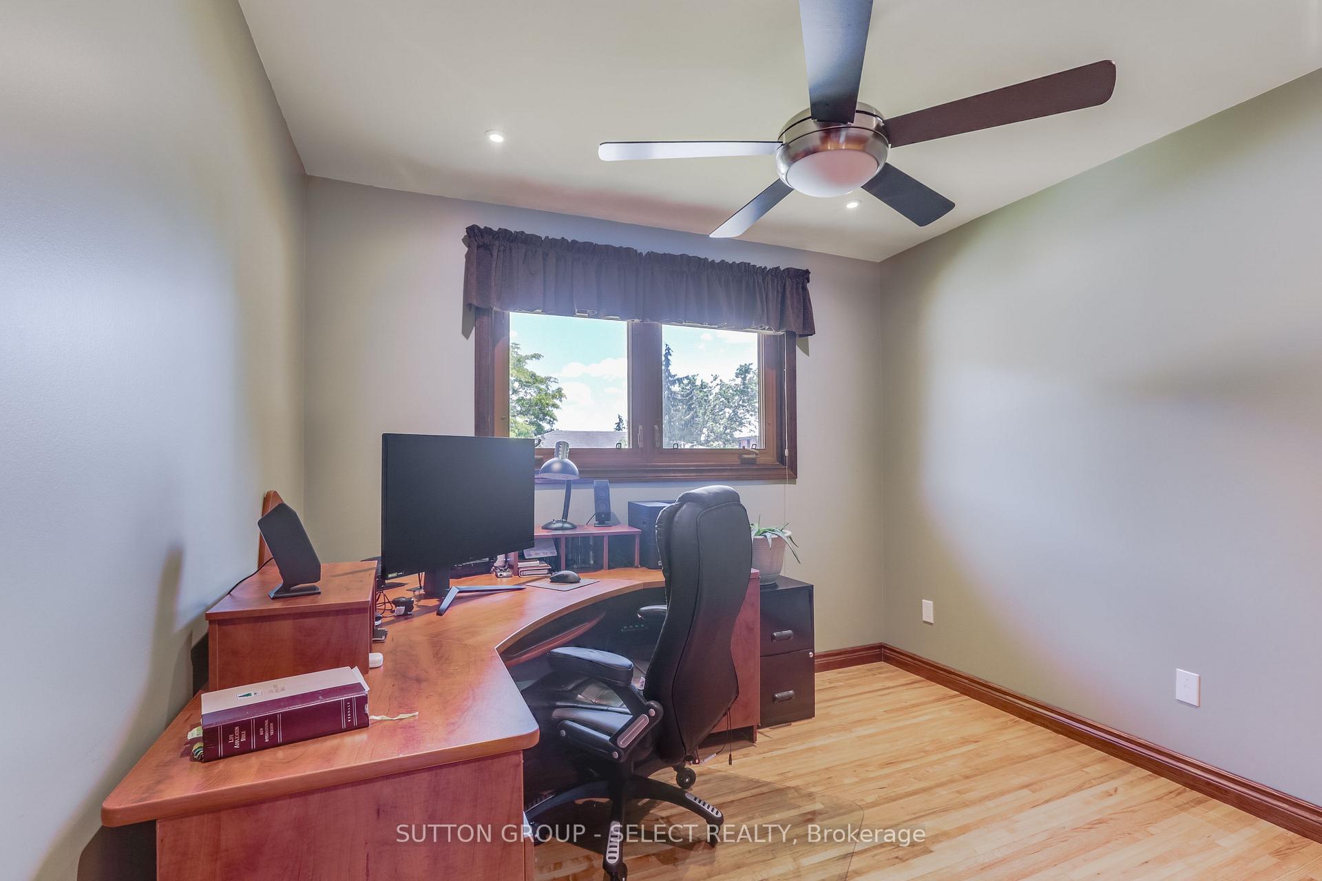 Photo 16 of 1054 Chippewa Drive, London, East D — HOMEH