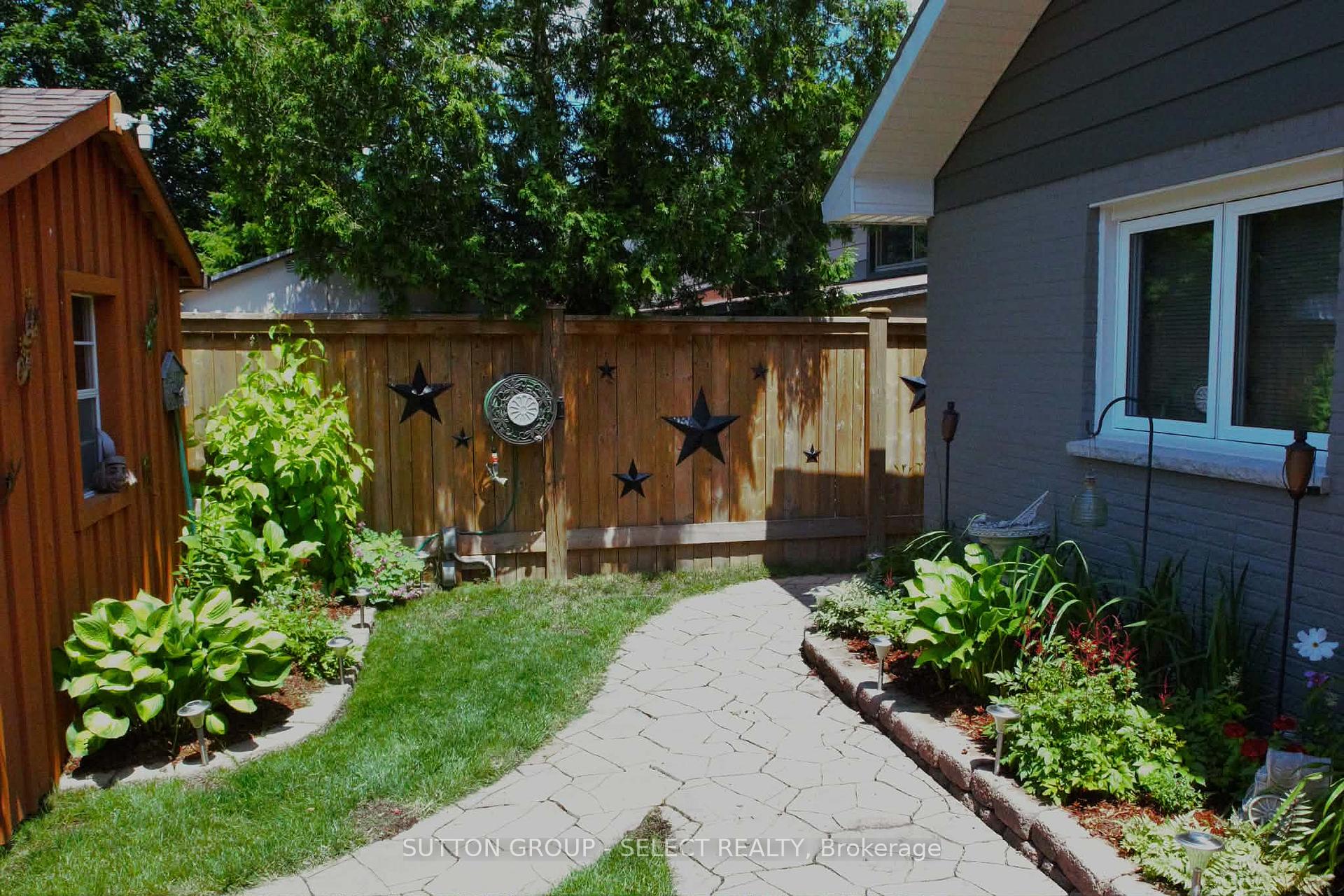 Photo 22 of 1054 Chippewa Drive, London, East D — HOMEH