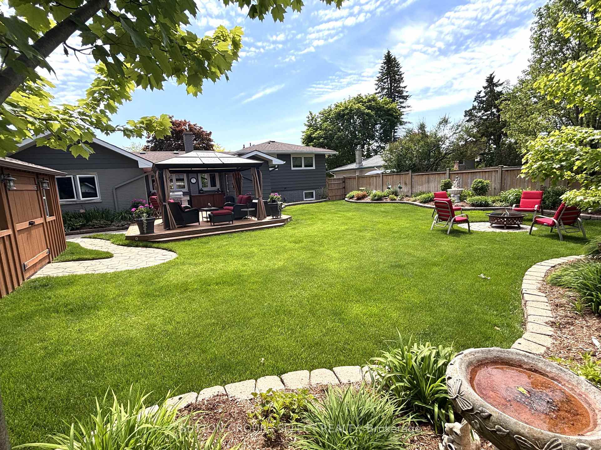 Photo 24 of 1054 Chippewa Drive, London, East D — HOMEH