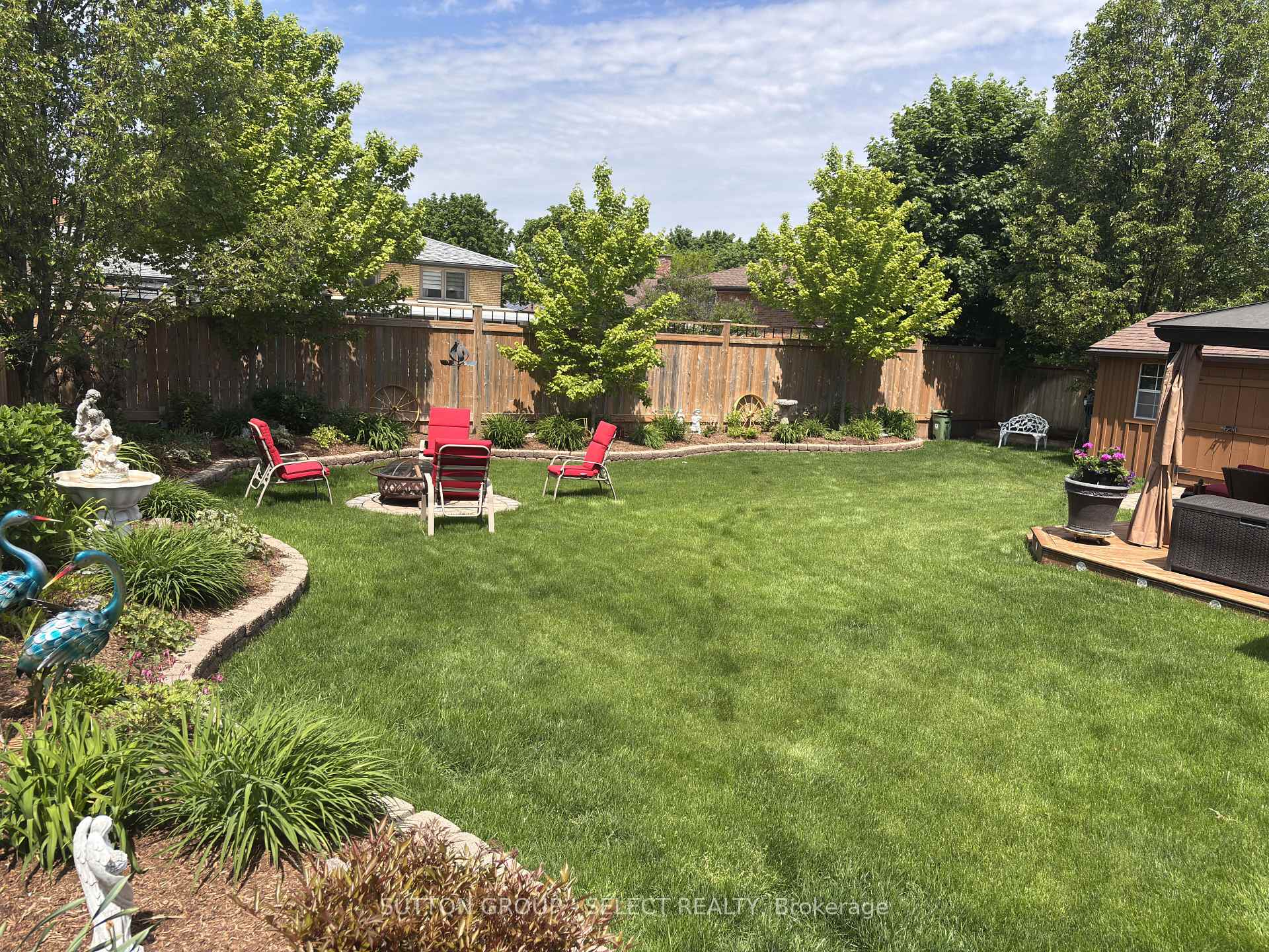 Photo 25 of 1054 Chippewa Drive, London, East D — HOMEH