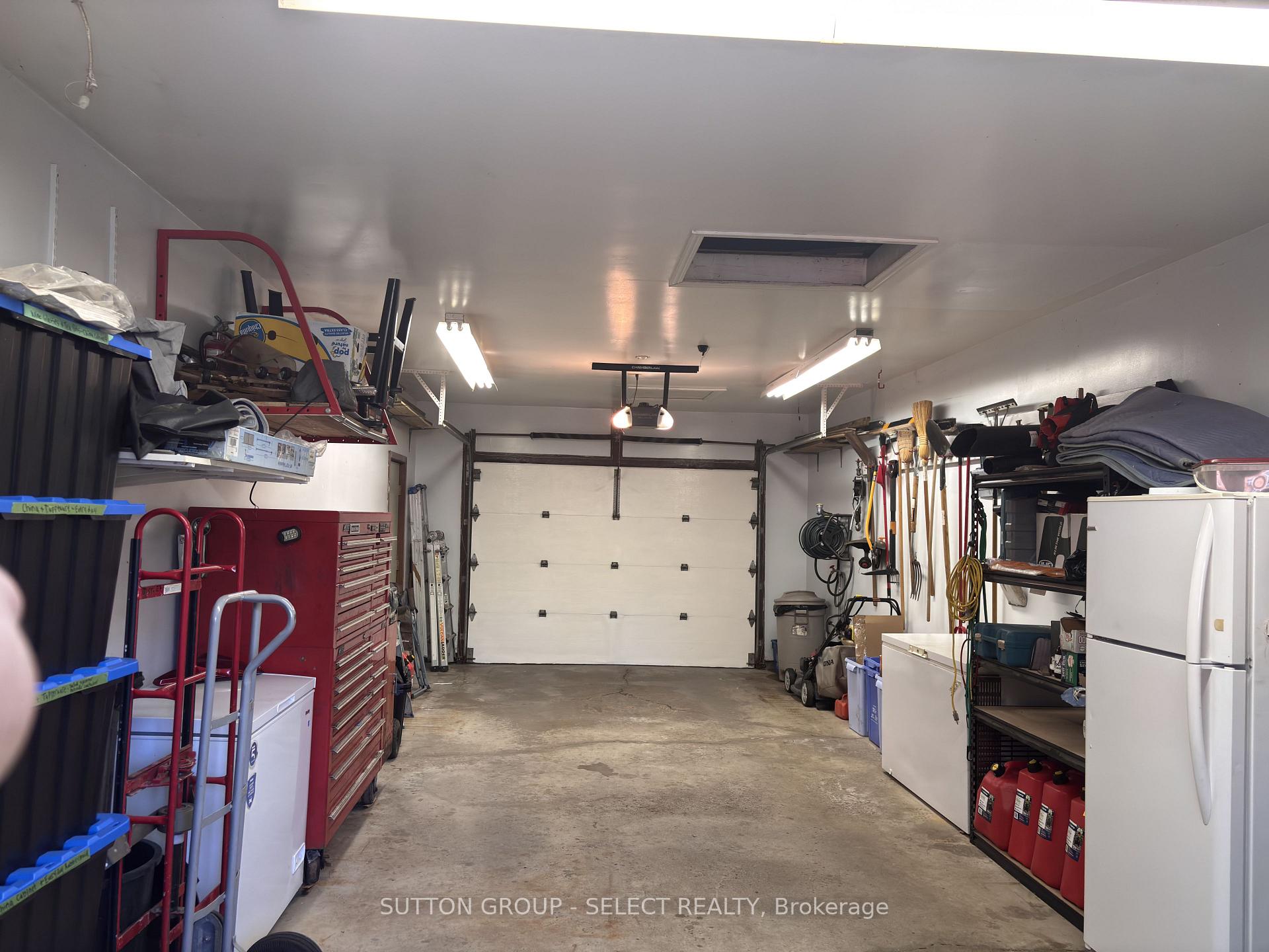 Photo 28 of 1054 Chippewa Drive, London, East D — HOMEH