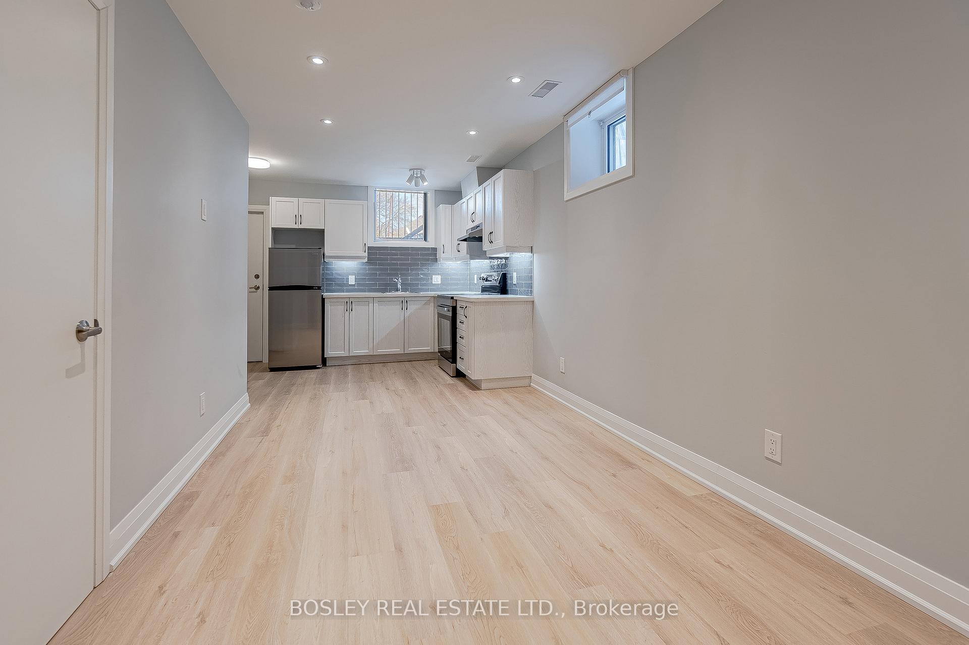 Photo 2 of Unit Basement, 581 Old Weston Road, Toronto, Weston-Pellam Park — HOMEH