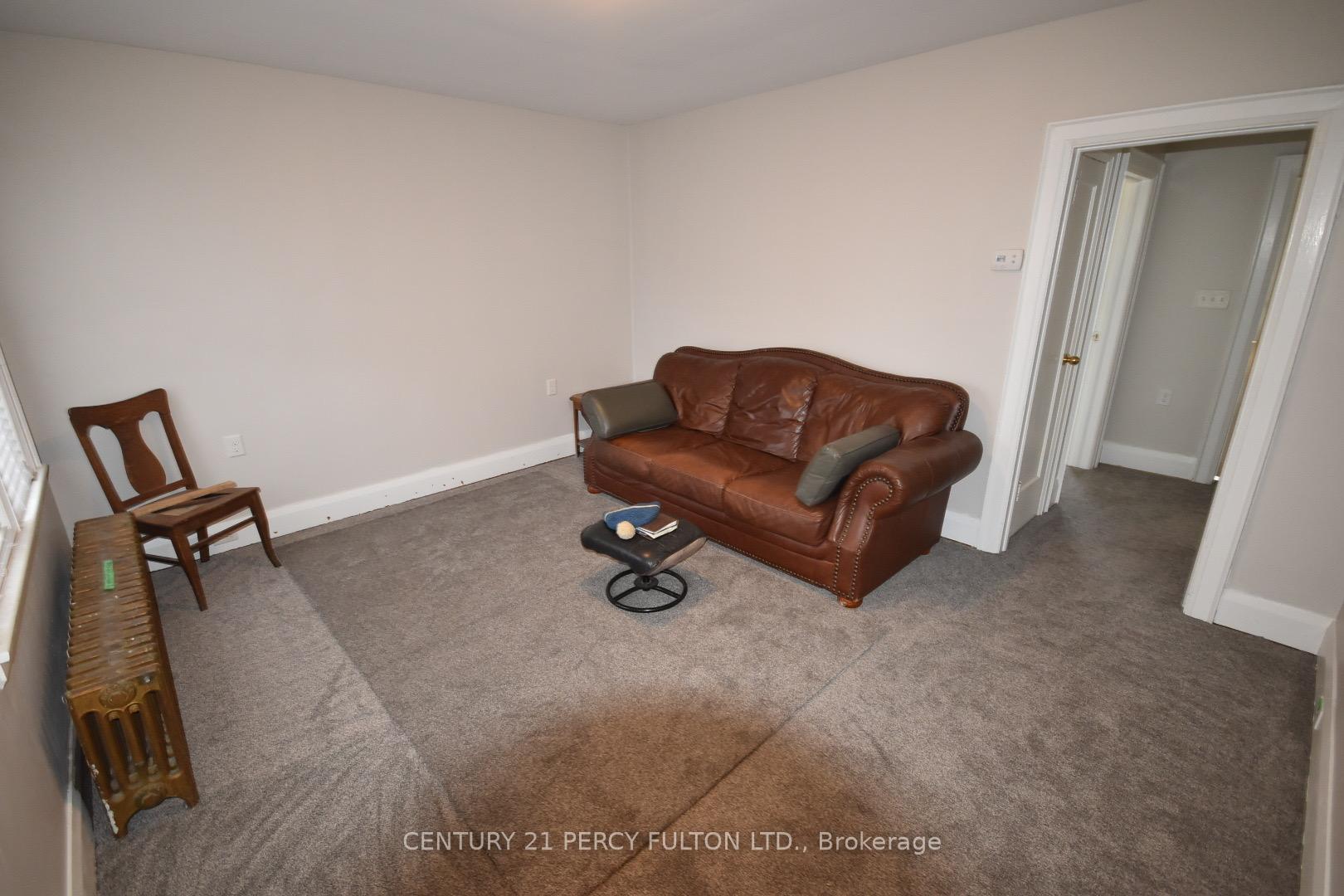 Photo 4 of 361 Bond Street E, Oshawa, O'Neill — HOMEH