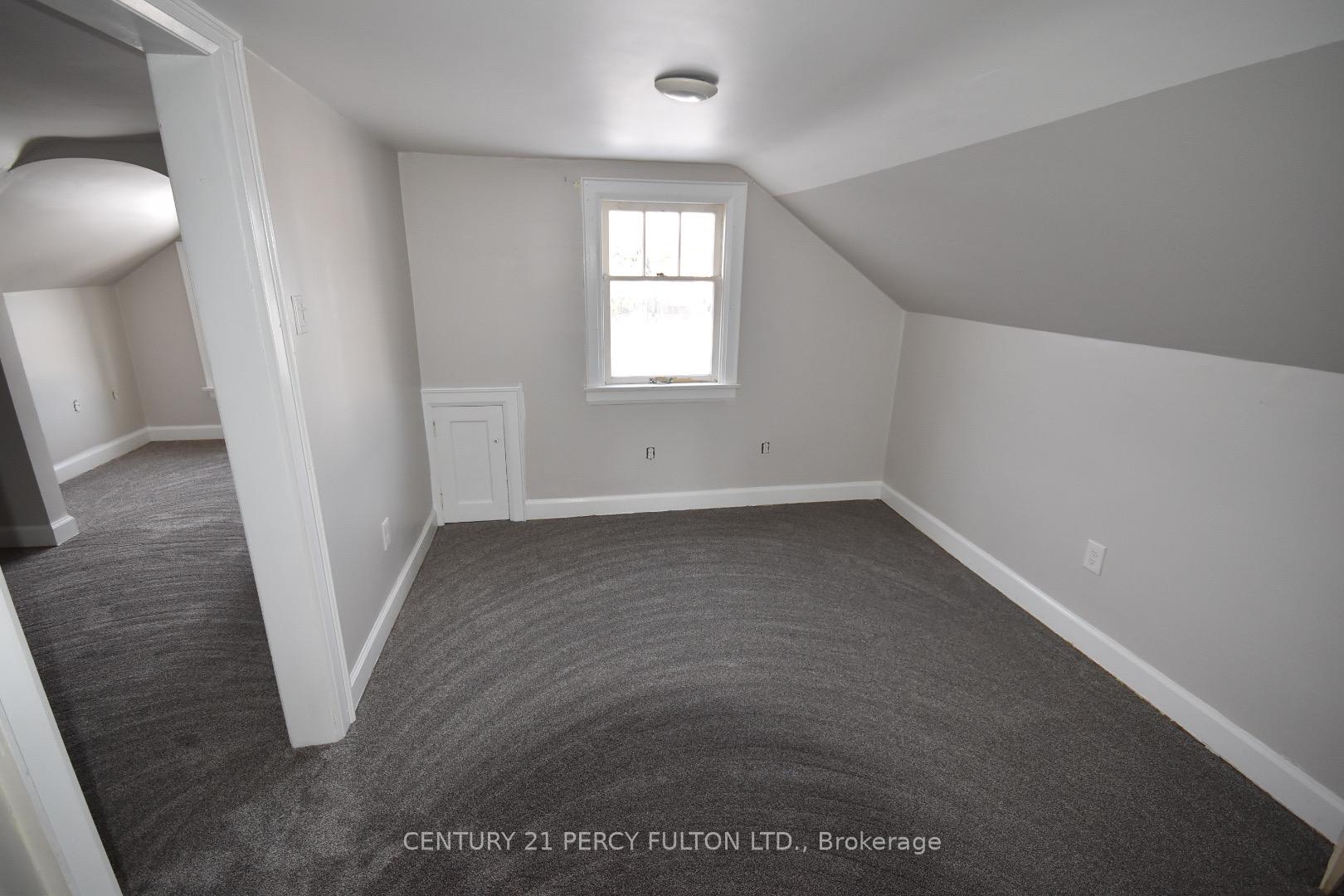 Photo 10 of 361 Bond Street E, Oshawa, O'Neill — HOMEH