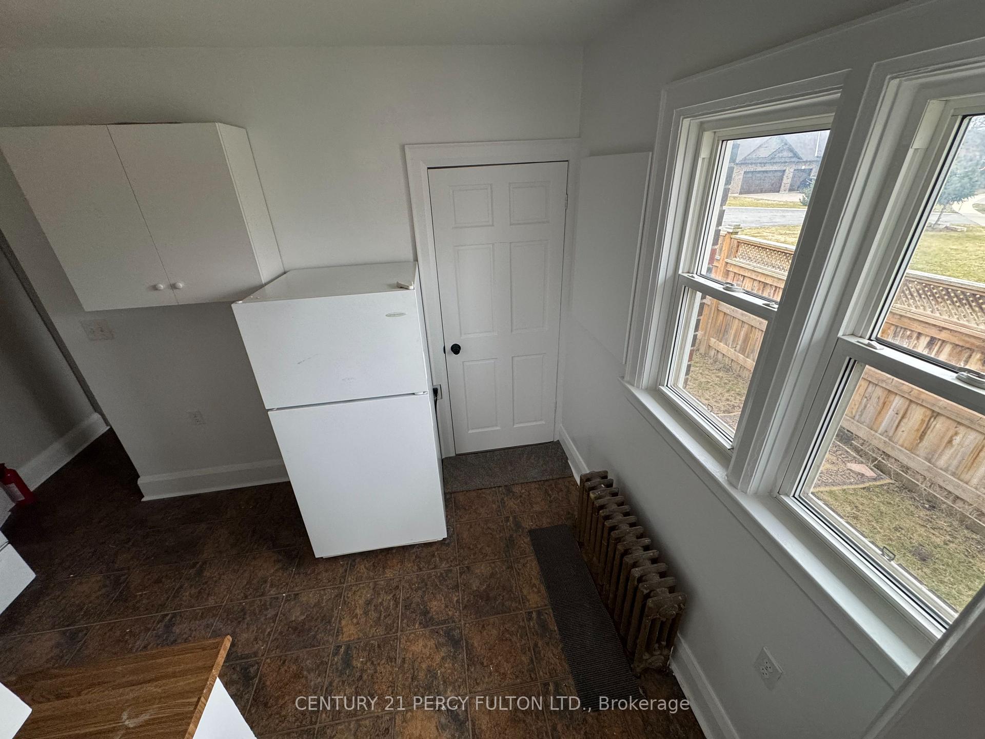 Photo 17 of 361 Bond Street E, Oshawa, O'Neill — HOMEH