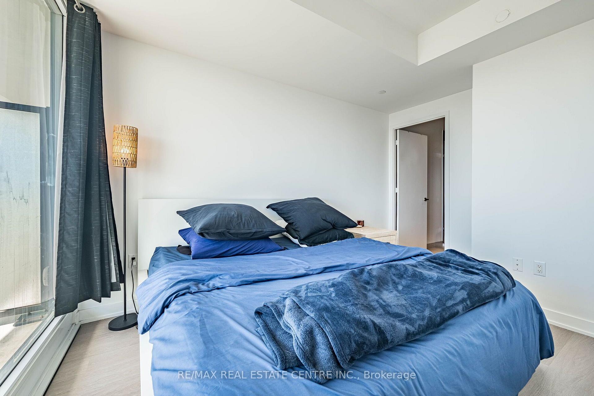 Photo 17 of 3883 Quartz Road, Mississauga, City Centre — HOMEH