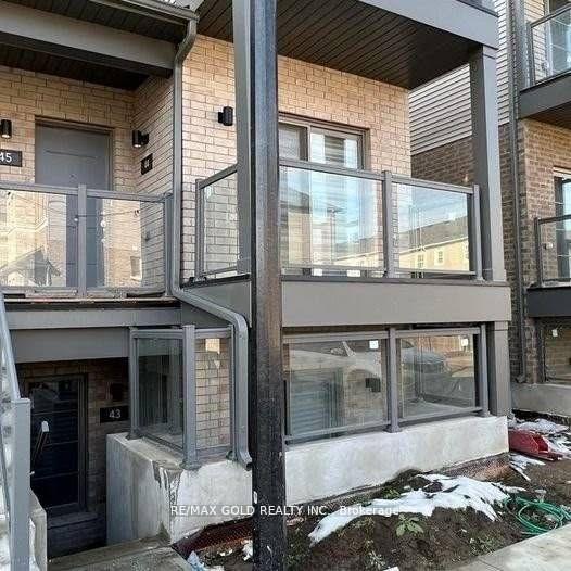 Photo 2 of Unit 44, 205 West Oak Trail, Kitchener, Rosenburg — HOMEH