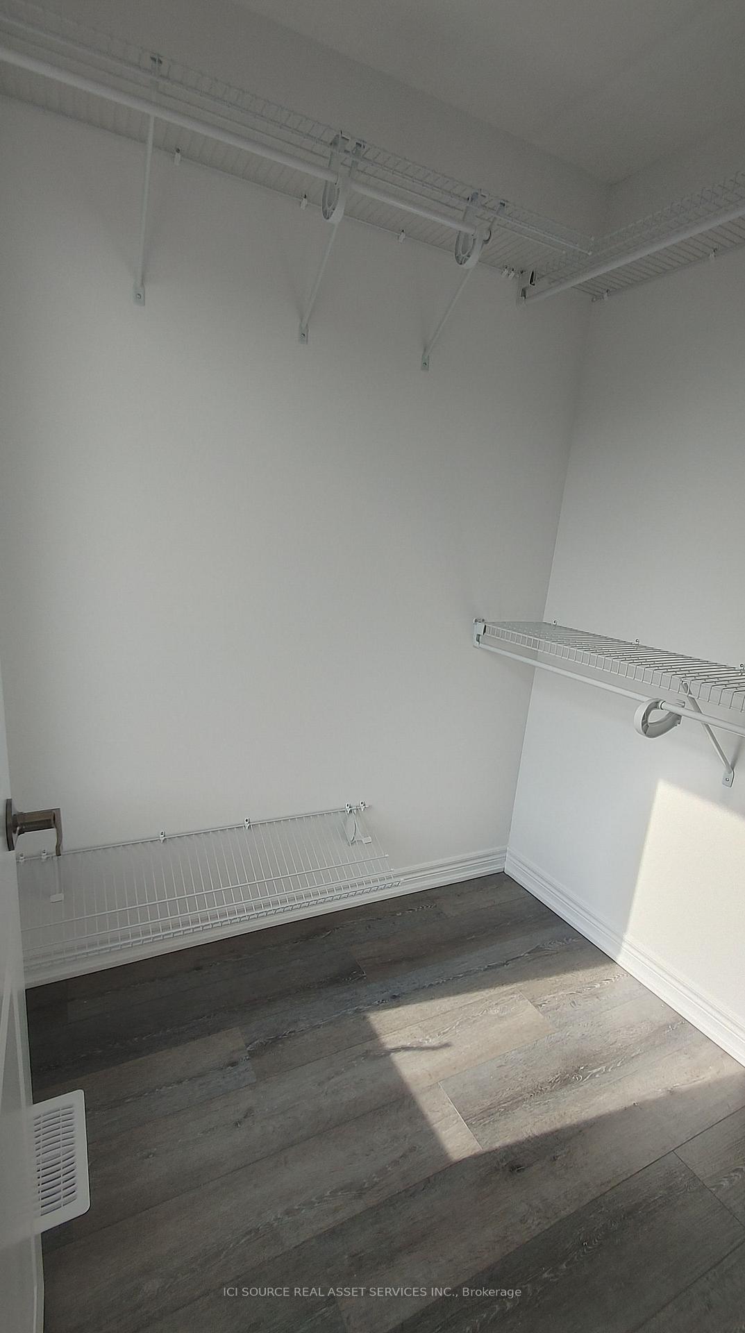 Photo 25 of Unit 65, 120 Court Drive, Brant, Paris — HOMEH
