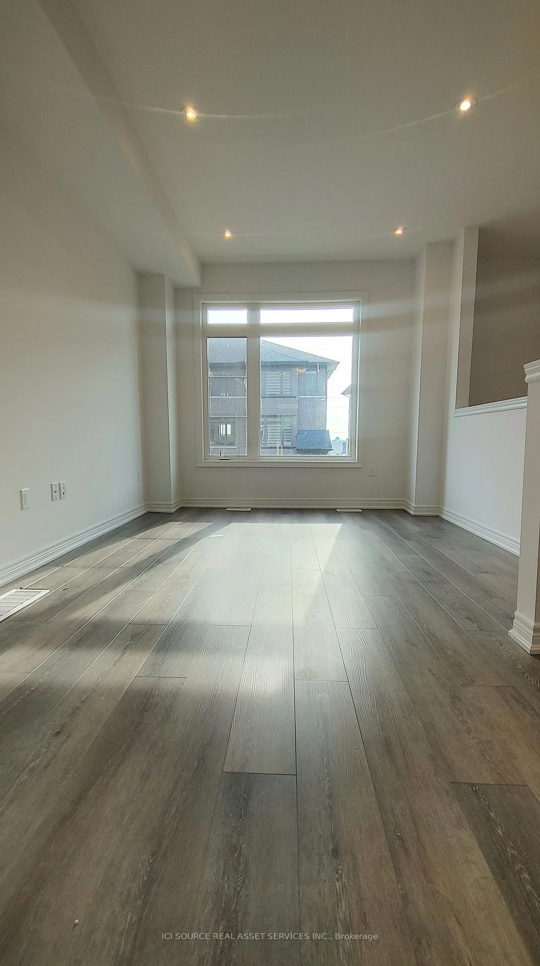 Photo 4 of Unit 65, 120 Court Drive, Brant, Paris — HOMEH
