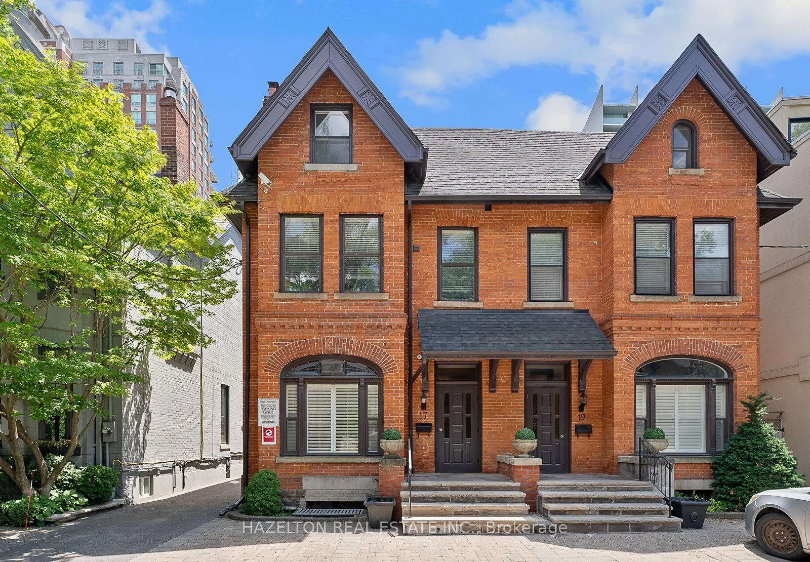Photo 3 of Unit 3, 19 Lowther Avenue, Toronto, The Annex — HOMEH
