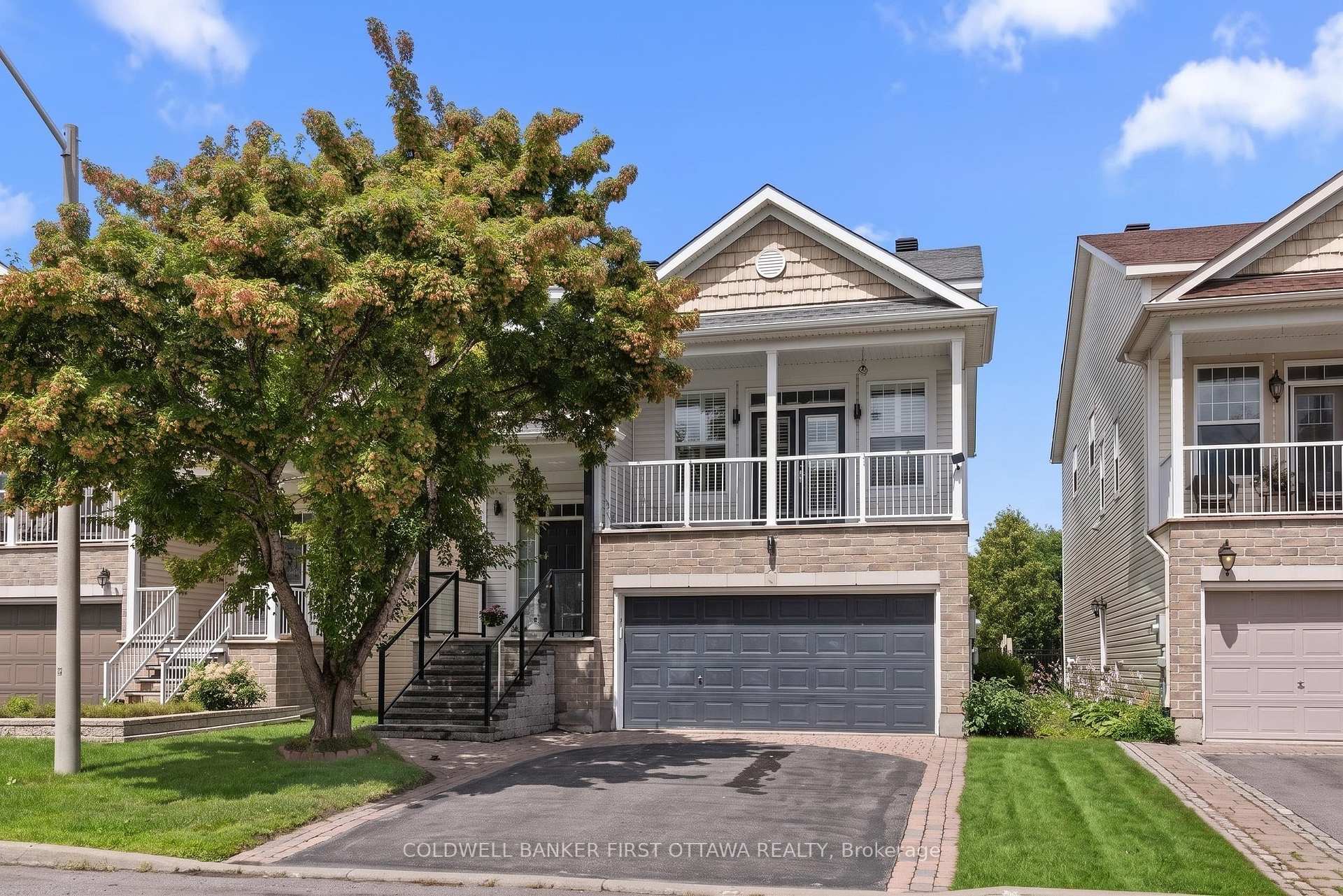 Photo 3 of 520 Pine Vista Drive E, Ottawa, Springridge/East Village — HOMEH
