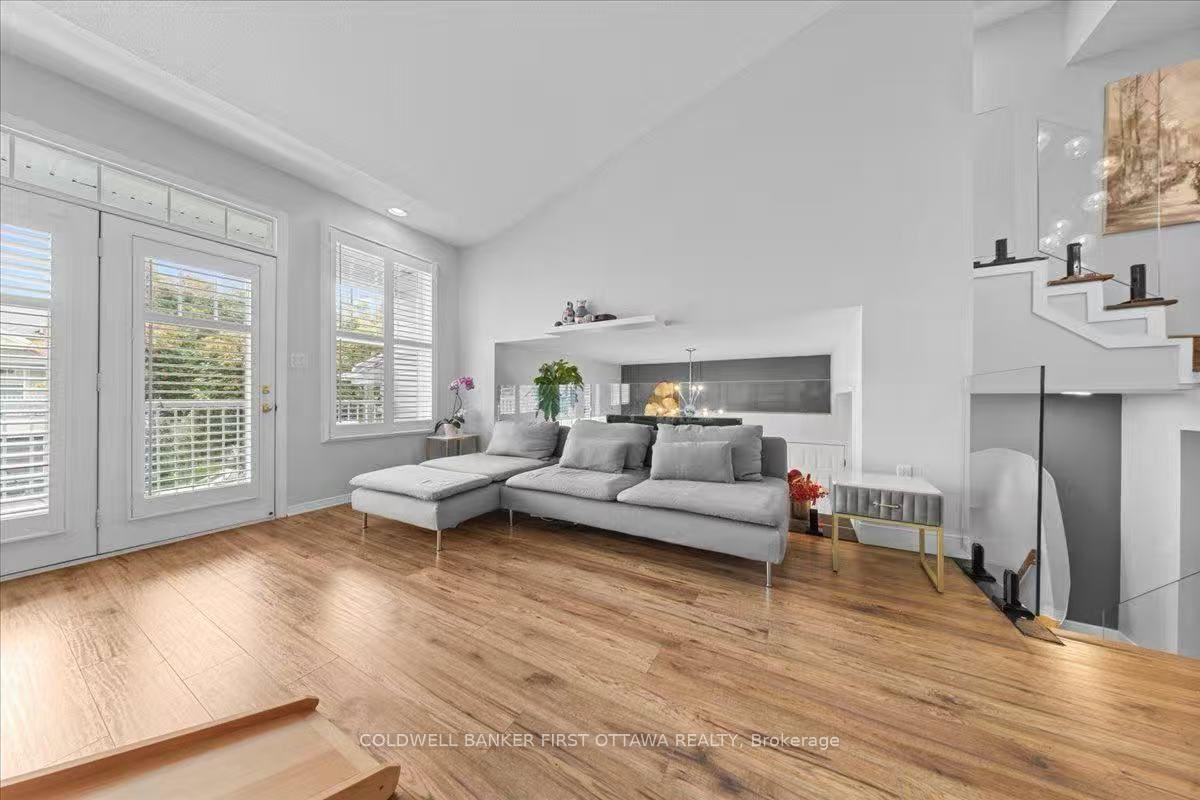 Photo 31 of 520 Pine Vista Drive E, Ottawa, Springridge/East Village — HOMEH