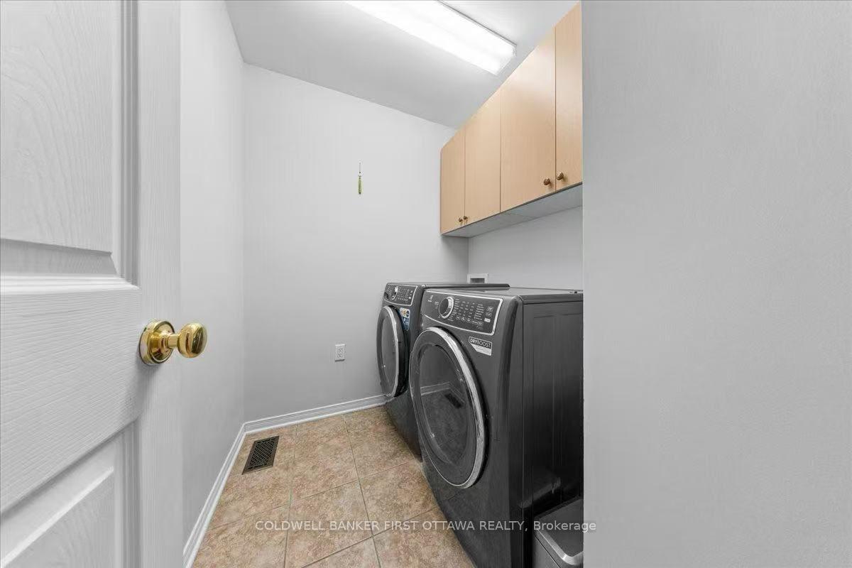 Photo 37 of 520 Pine Vista Drive E, Ottawa, Springridge/East Village — HOMEH