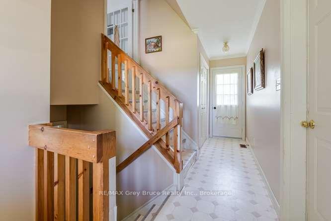 Photo 3 of 123740 Storybook Park Road E, Meaford — HOMEH