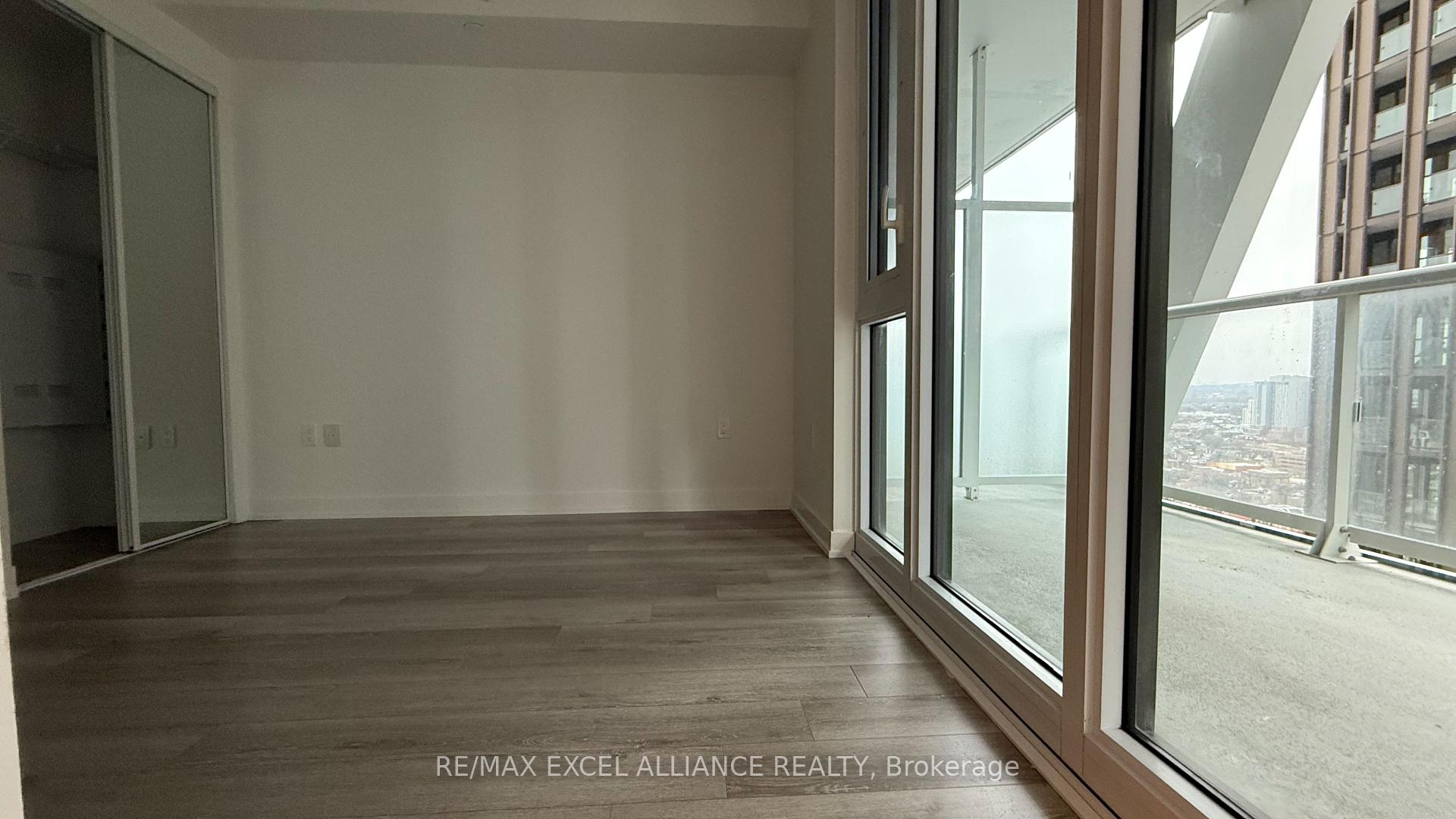 Photo 6 of Unit 2611, 230 Simcoe Street, Toronto, Kensington-Chinatown — HOMEH