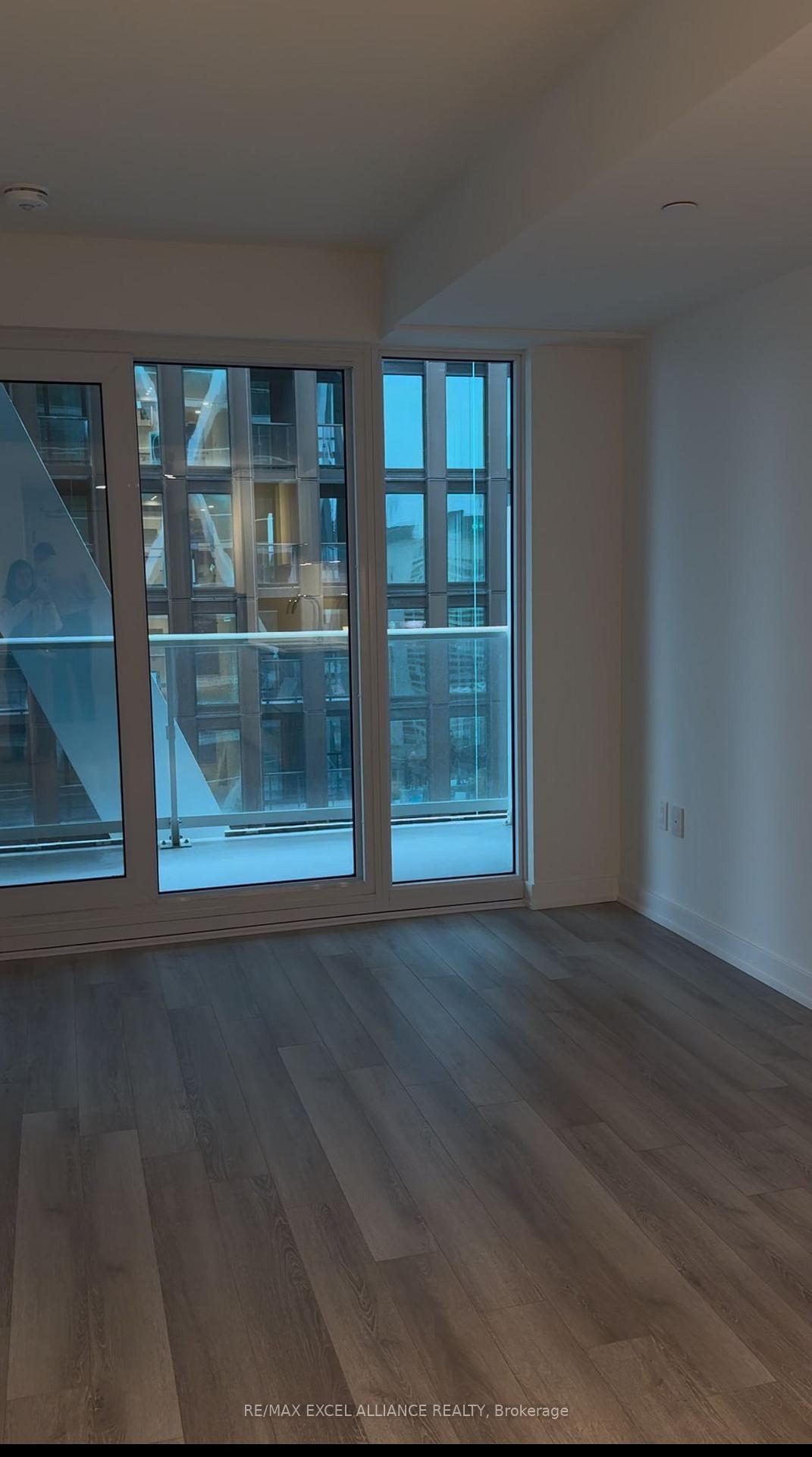 Photo 8 of Unit 2611, 230 Simcoe Street, Toronto, Kensington-Chinatown — HOMEH