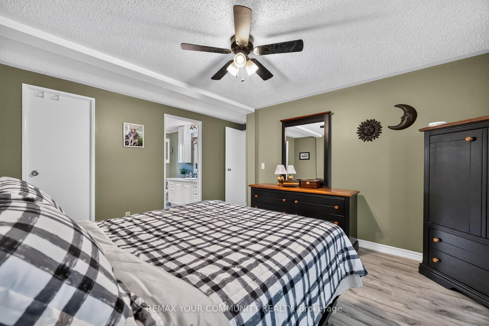 Photo 24 of 17 Kelsey Crescent, Georgina, Sutton & Jackson's Point — HOMEH