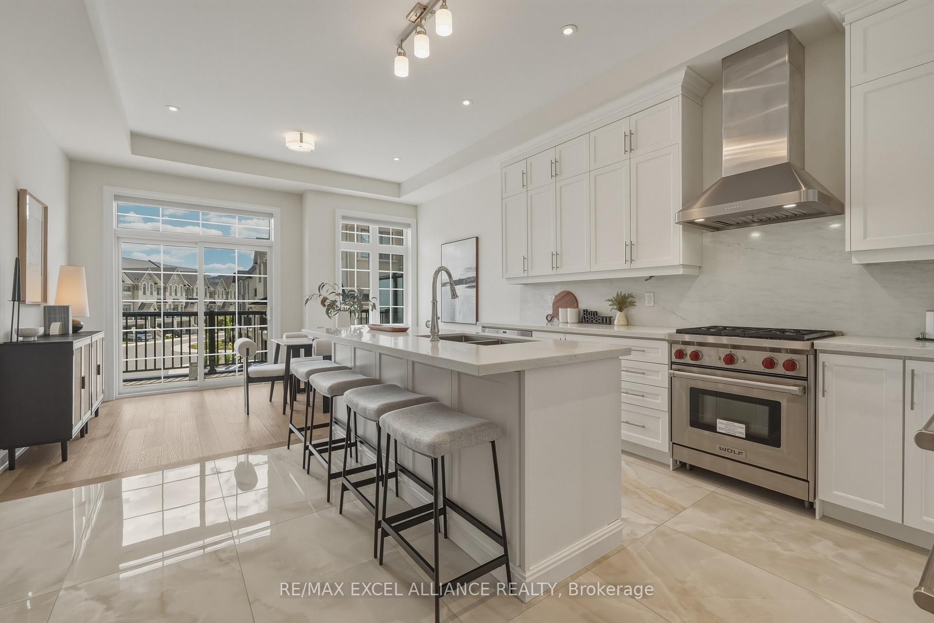 Photo 9 of 4205 Major Mackenzie Drive E, Markham, Angus Glen — HOMEH