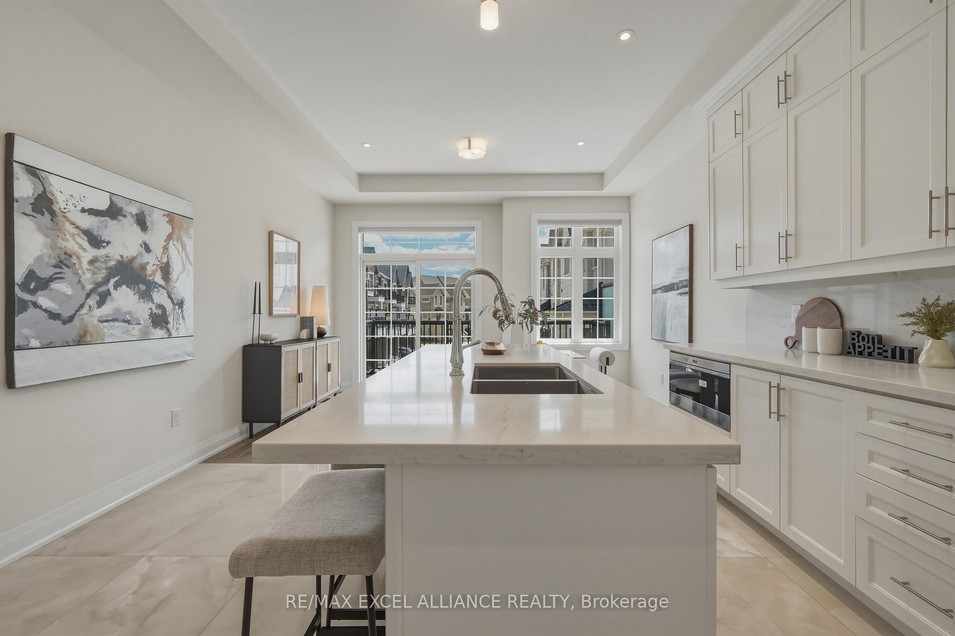 Photo 12 of 4205 Major Mackenzie Drive E, Markham, Angus Glen — HOMEH