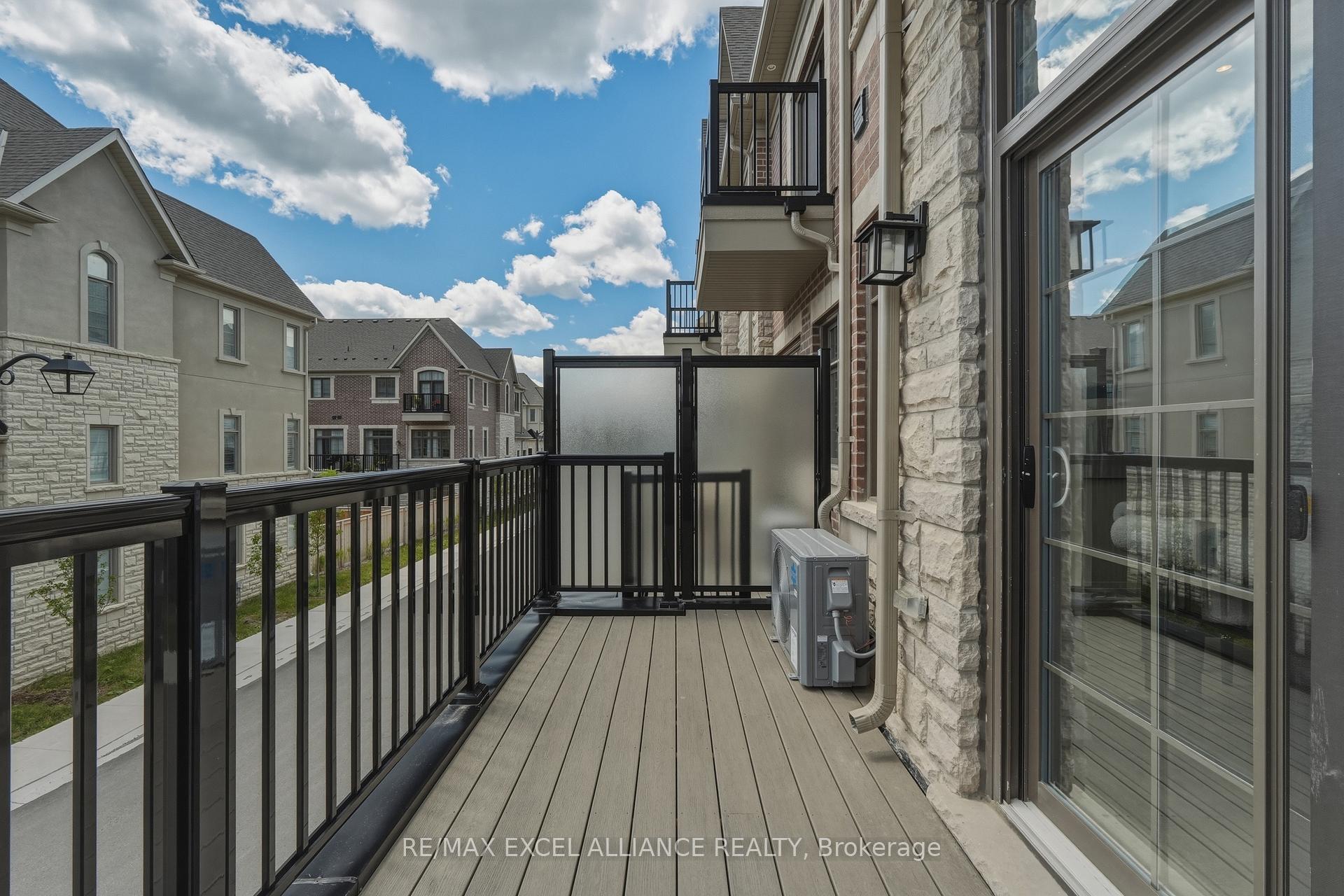 Photo 19 of 4205 Major Mackenzie Drive E, Markham, Angus Glen — HOMEH