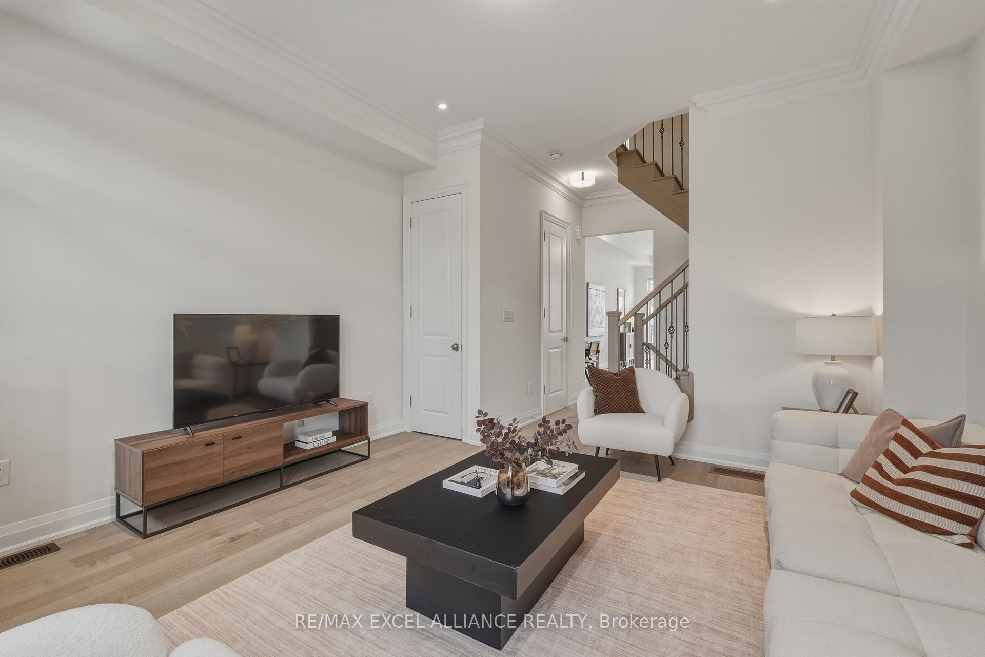 Photo 26 of 4205 Major Mackenzie Drive E, Markham, Angus Glen — HOMEH