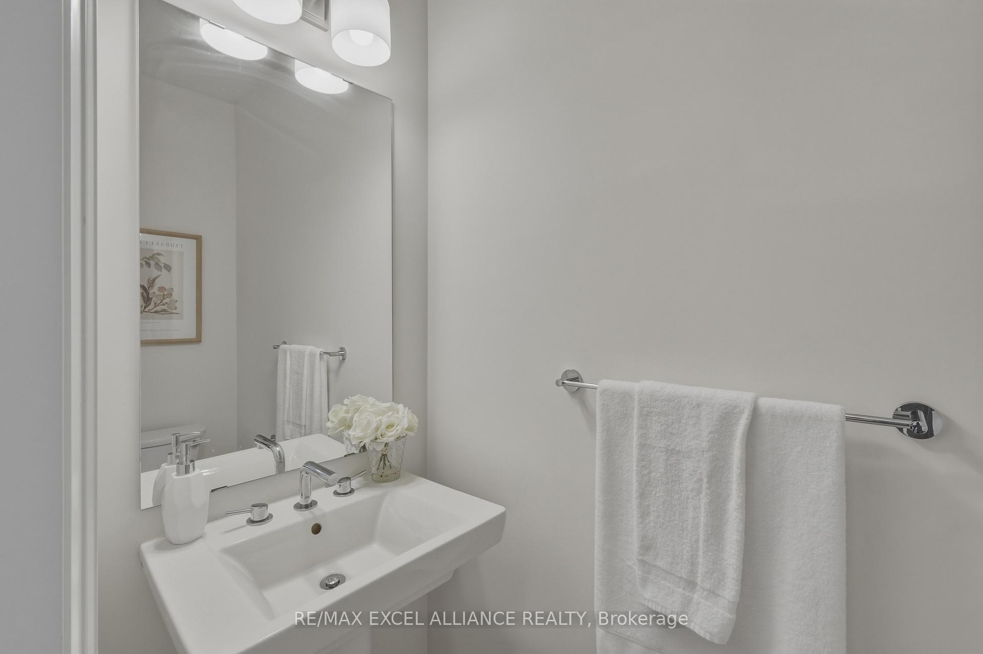Photo 27 of 4205 Major Mackenzie Drive E, Markham, Angus Glen — HOMEH