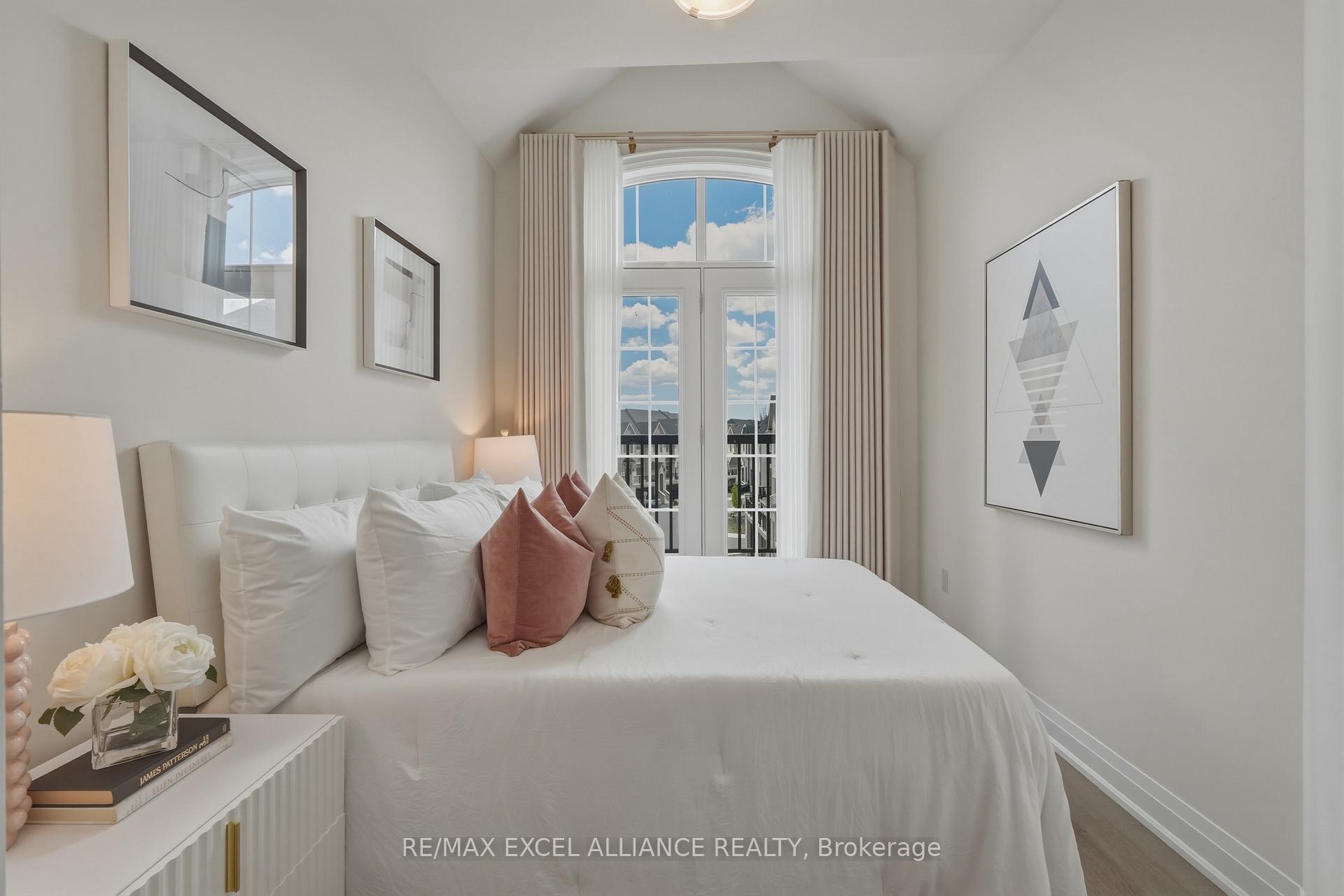 Photo 31 of 4205 Major Mackenzie Drive E, Markham, Angus Glen — HOMEH