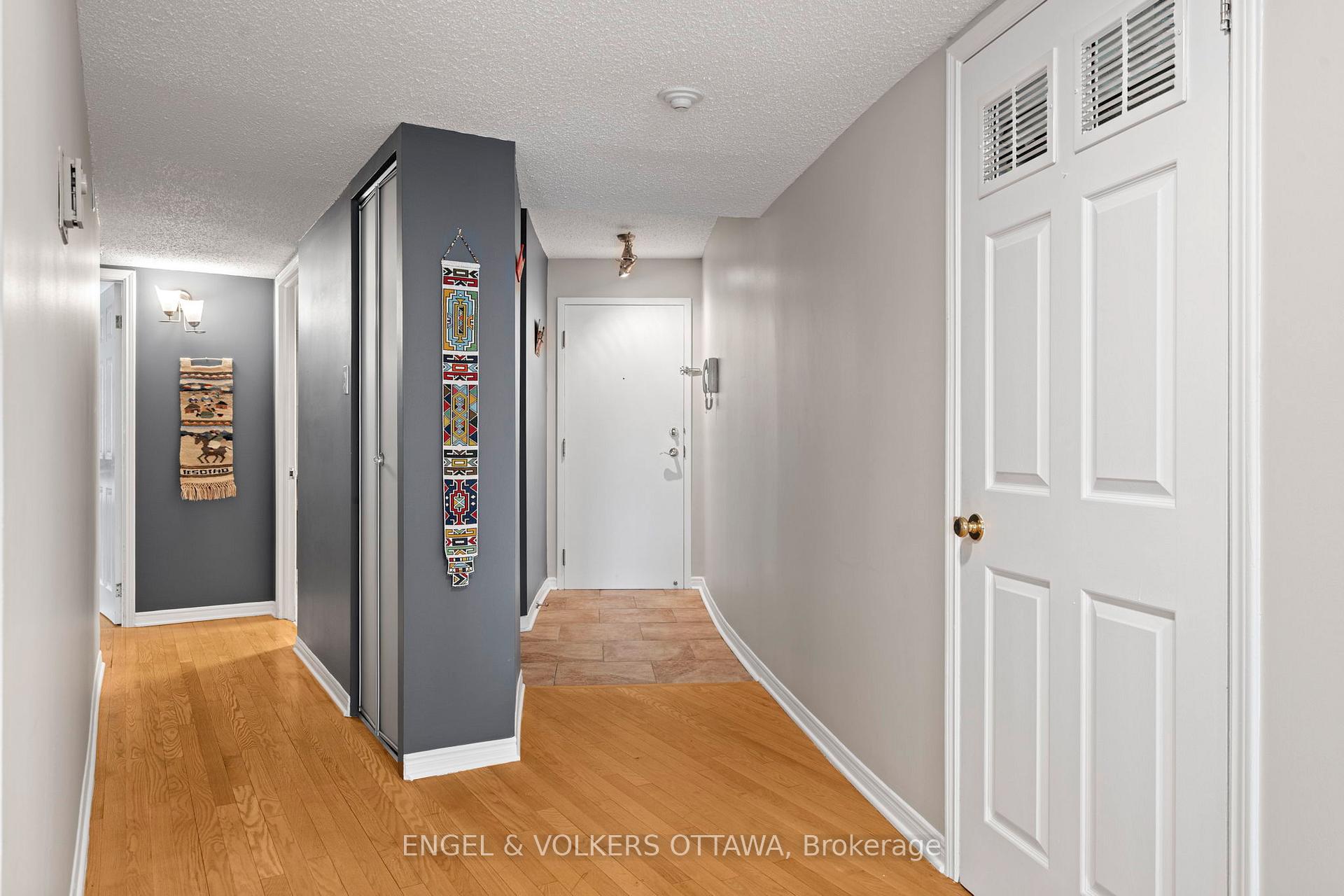 Photo 5 of Unit 207, 10 Main Street, Ottawa, Ottawa East — HOMEH