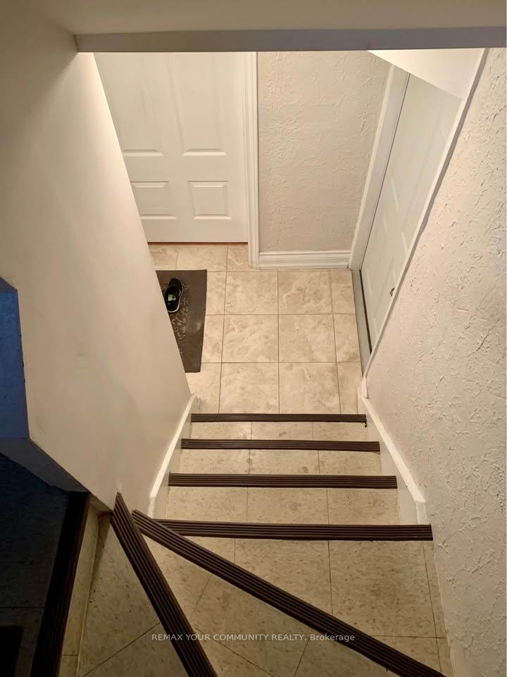 Photo 2 of Unit Lower, 16 Coxwell Boulevard, Toronto, East York — HOMEH