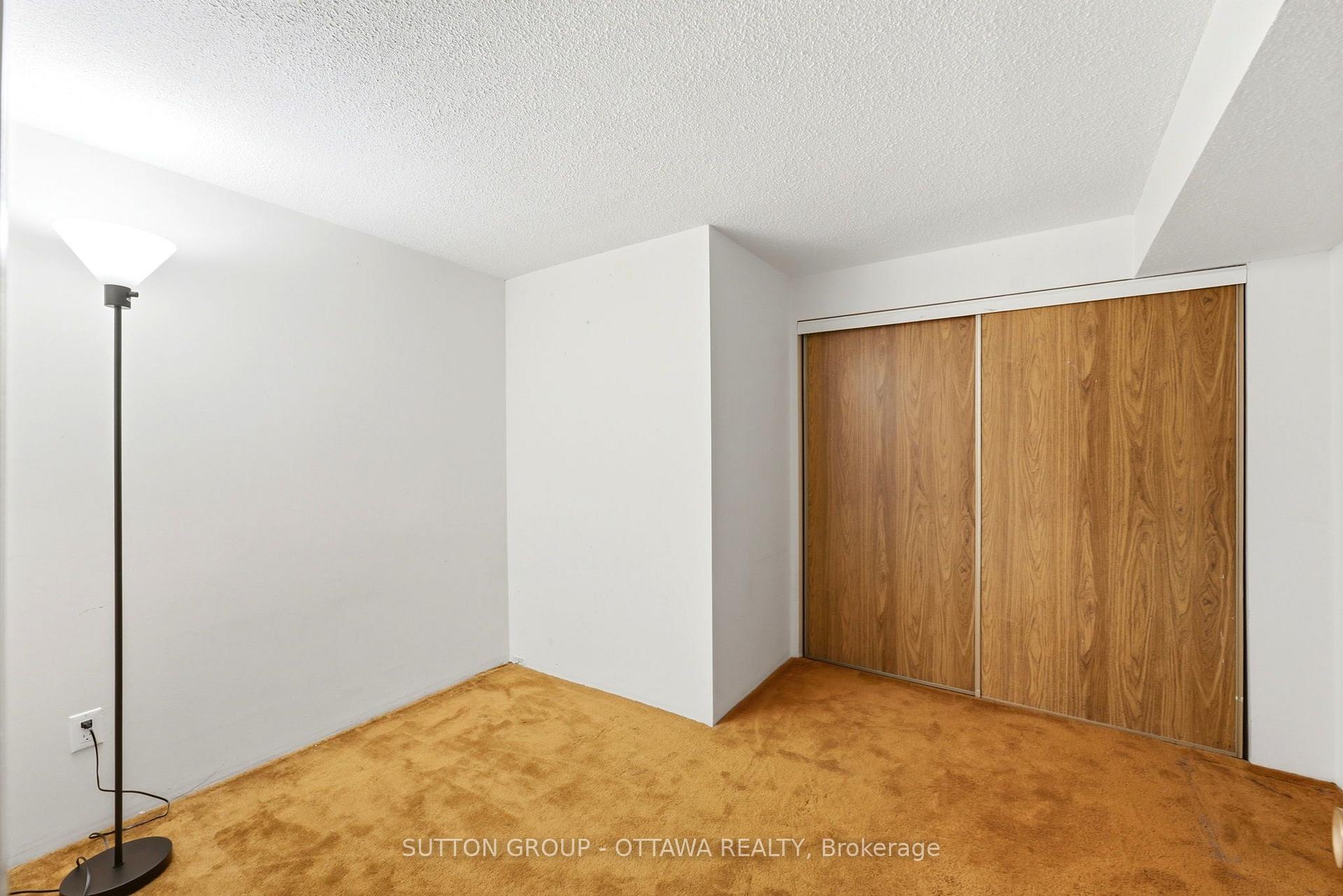 Photo 43 of 29 Chesswood Court, Ottawa, Pineglen/Country Place — HOMEH