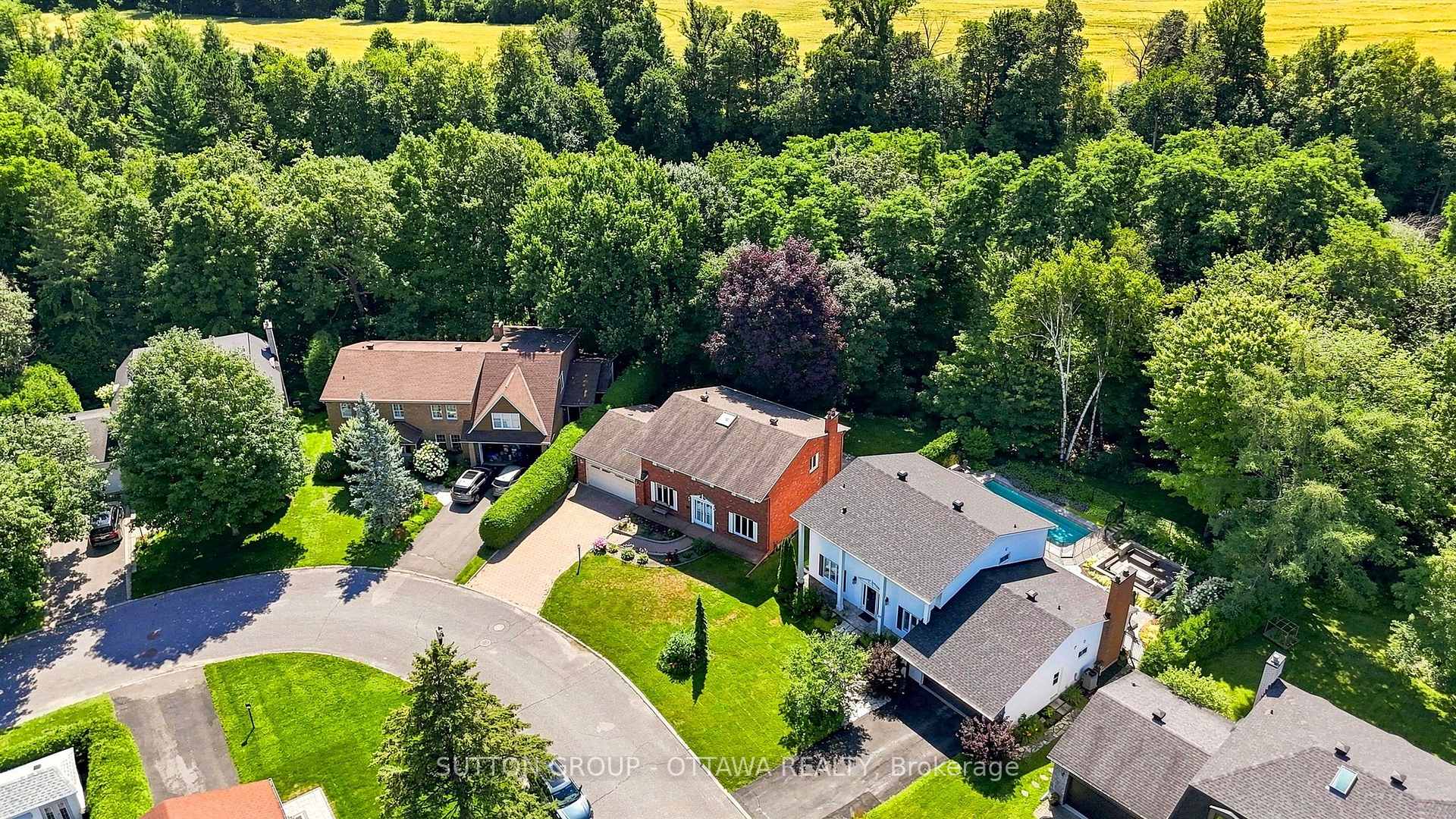 Photo 49 of 29 Chesswood Court, Ottawa, Pineglen/Country Place — HOMEH