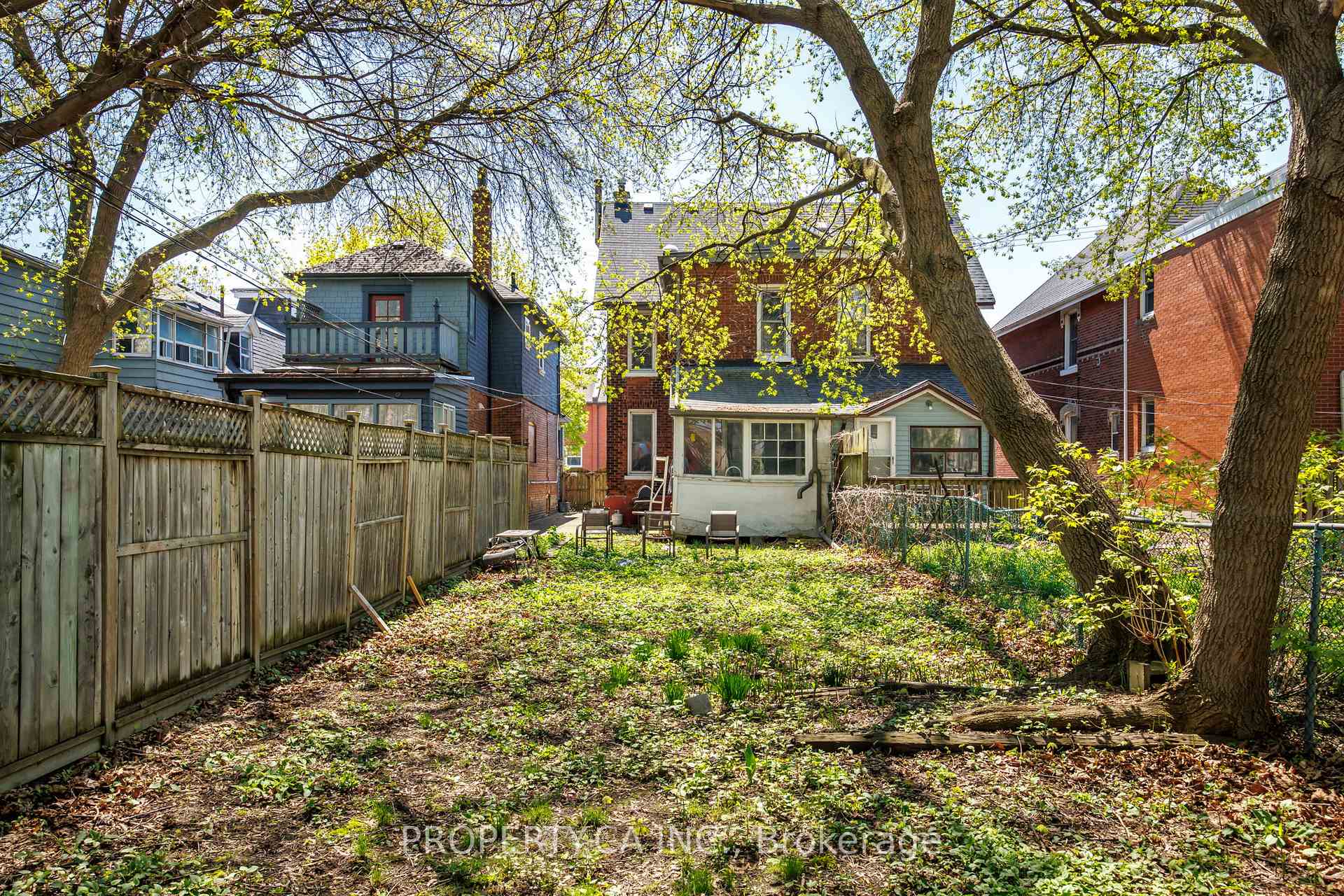 Photo 3 of 126 Stephenson Avenue, Toronto, East End-Danforth — HOMEH