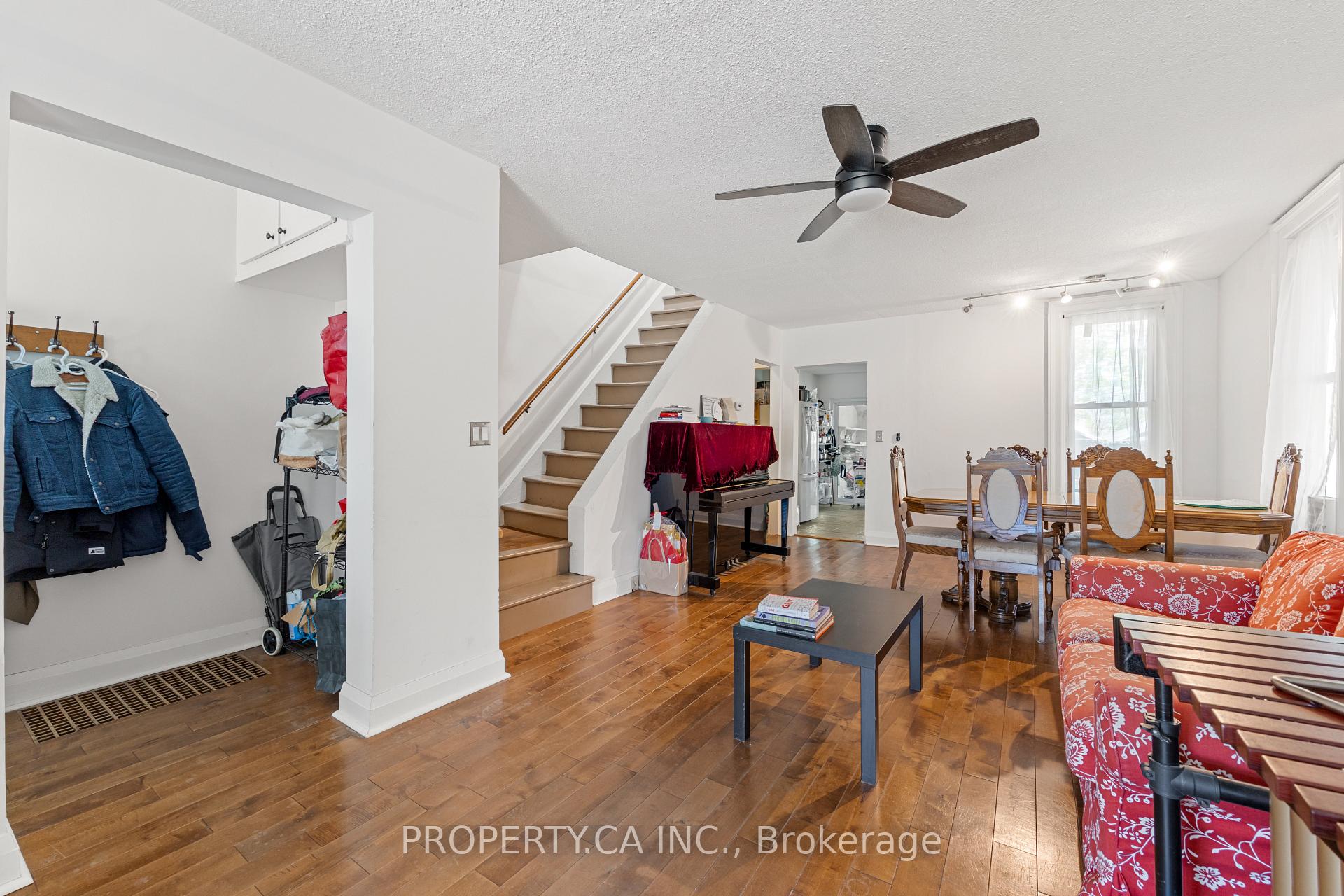 Photo 6 of 126 Stephenson Avenue, Toronto, East End-Danforth — HOMEH