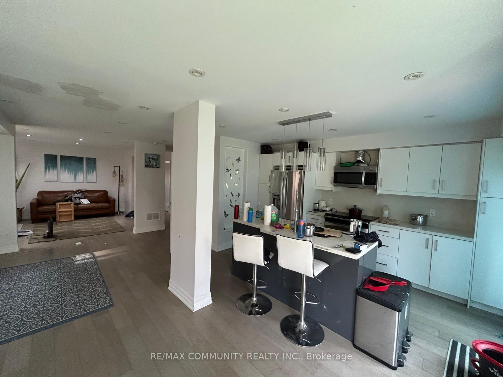 Photo 1 of 80 Raleigh Crescent S, Markham, Markville — HOMEH