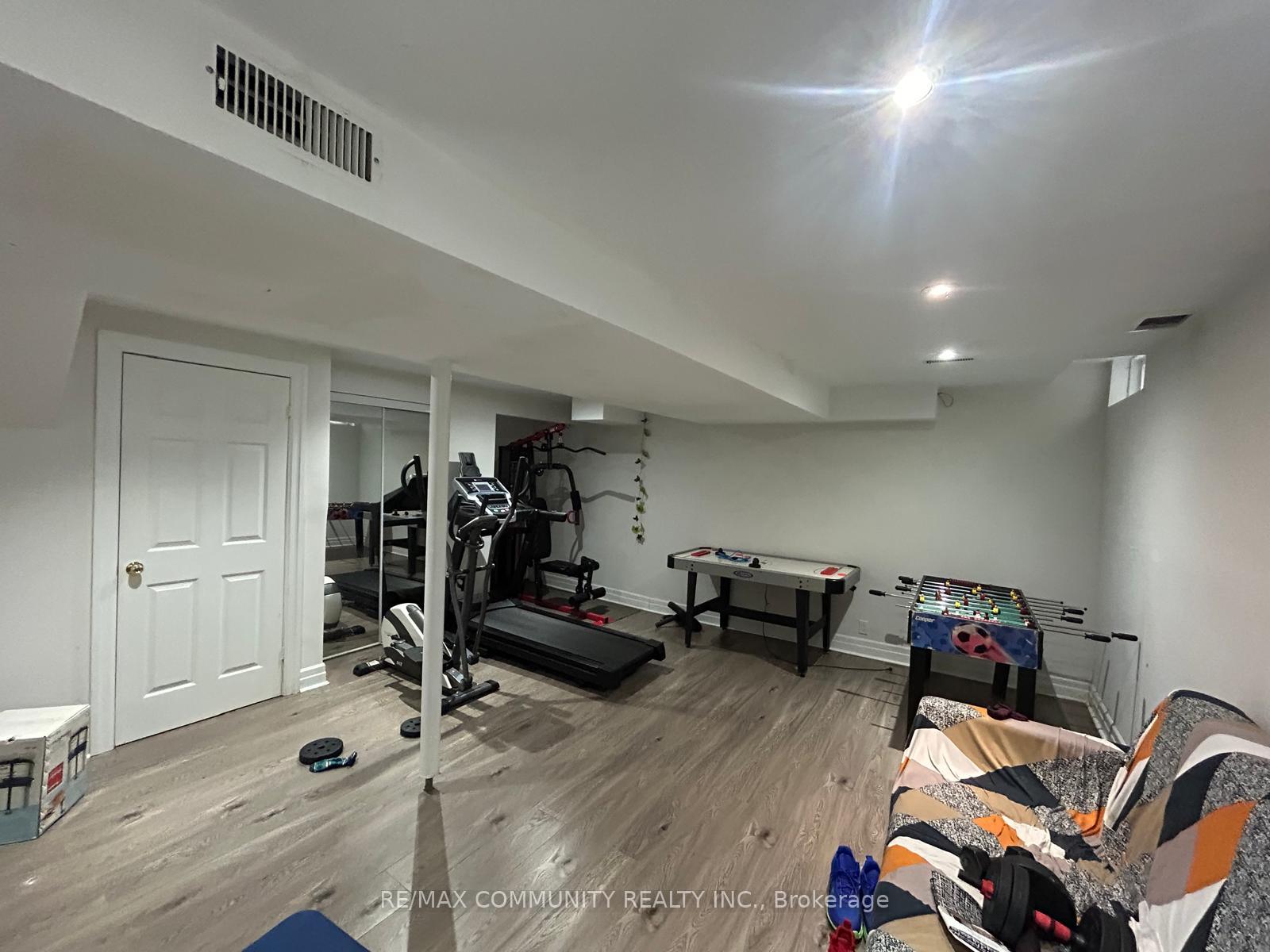 Photo 15 of 80 Raleigh Crescent S, Markham, Markville — HOMEH