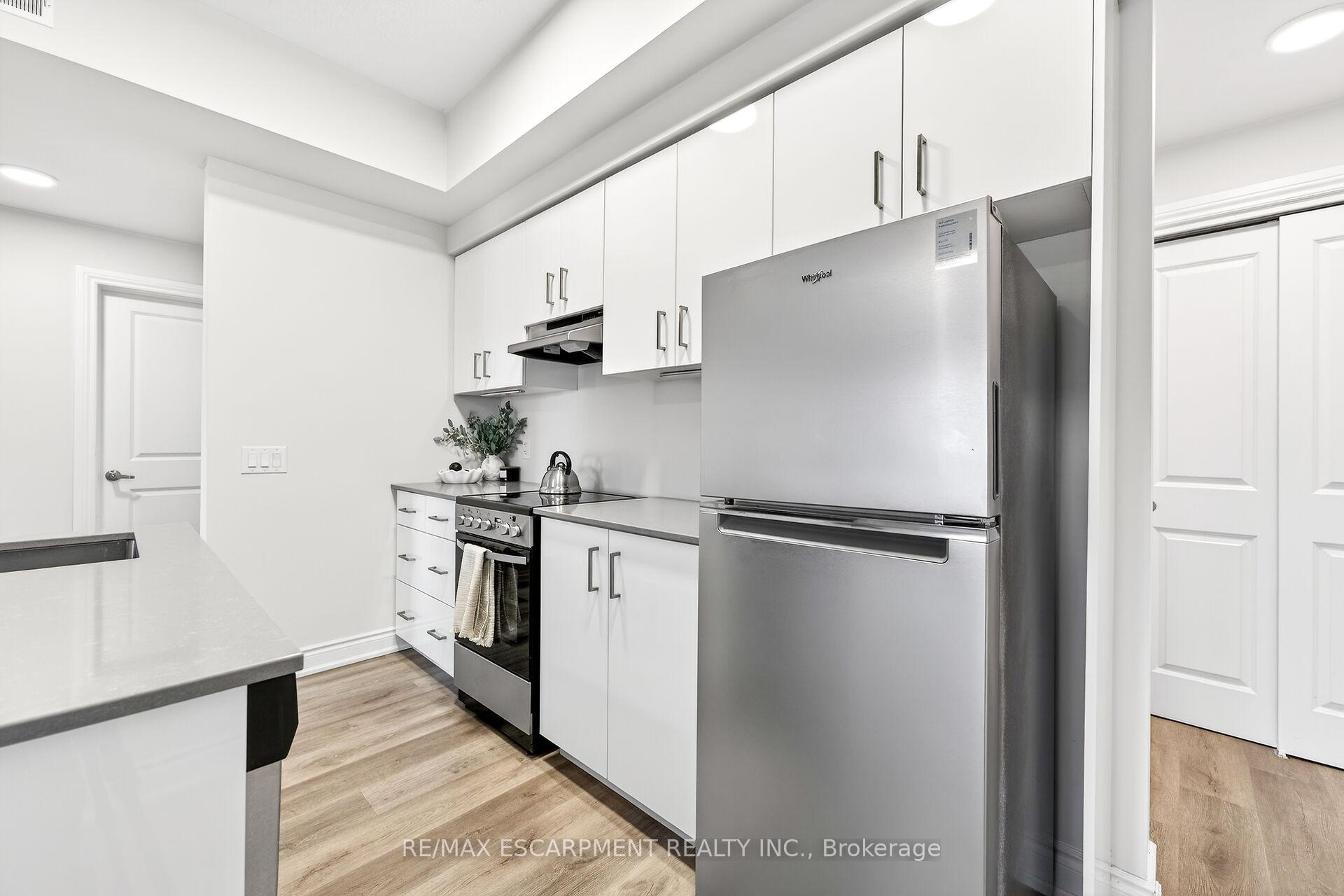 Photo 8 of Unit 303, 259 King Street E, Hamilton, Stoney Creek — HOMEH