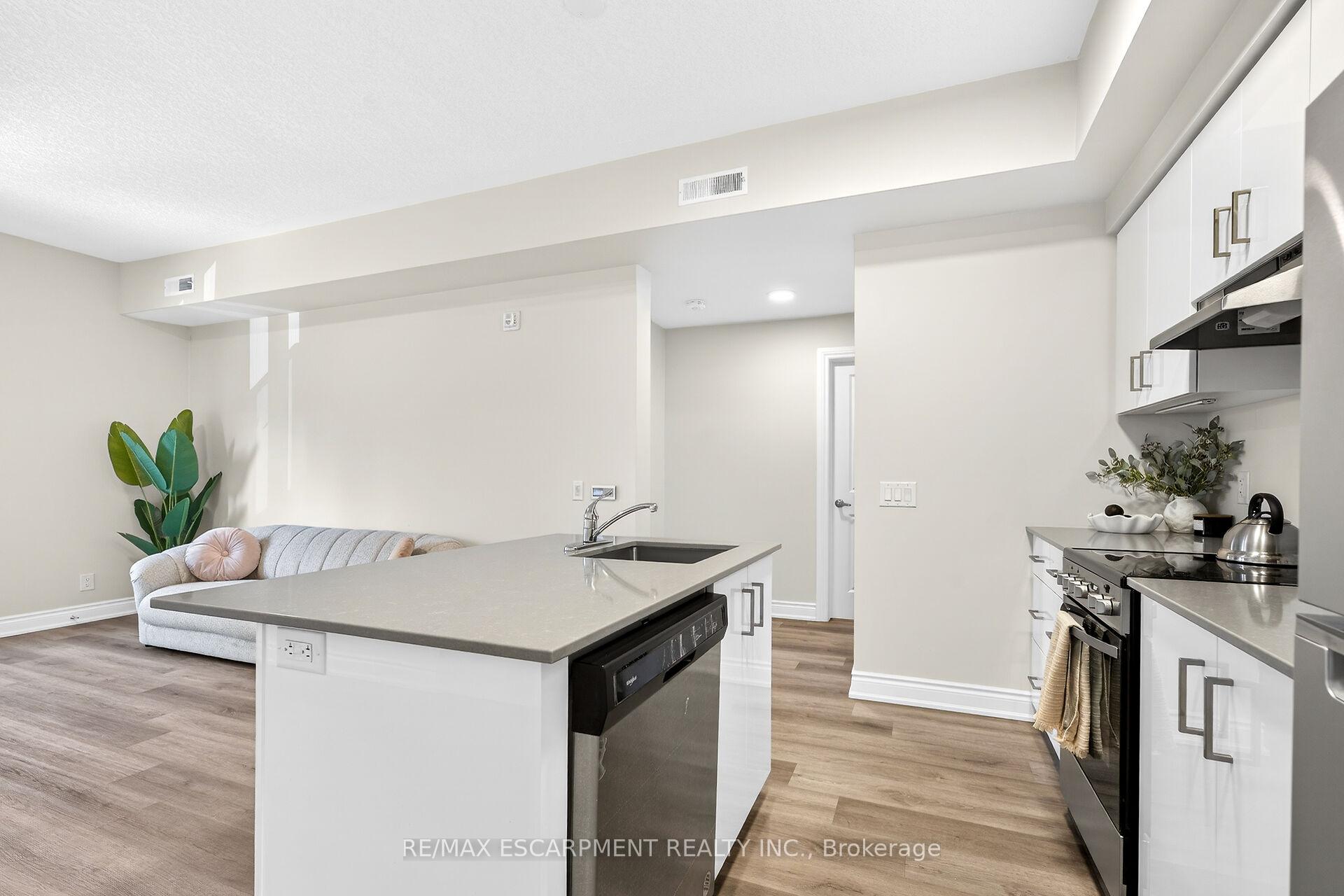 Photo 13 of Unit 303, 259 King Street E, Hamilton, Stoney Creek — HOMEH