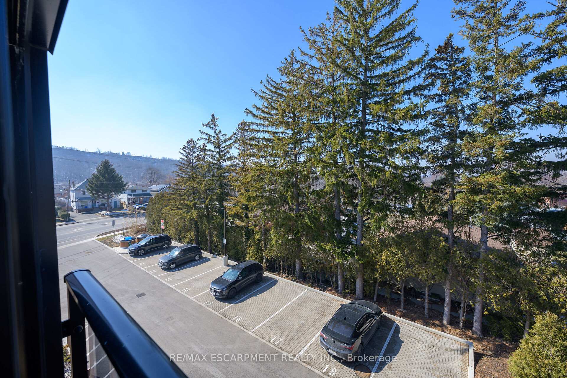 Photo 19 of Unit 303, 259 King Street E, Hamilton, Stoney Creek — HOMEH