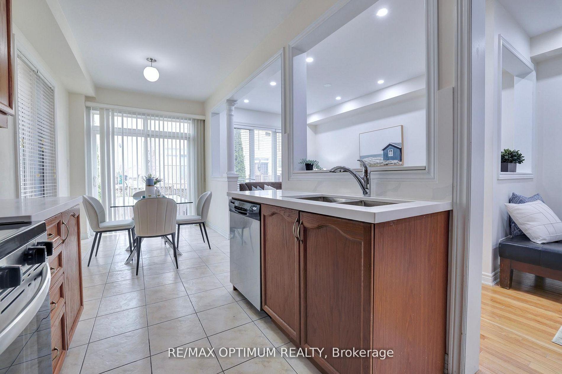 Photo 14 of 21 Saint Eugene Street, Brampton, Bram West — HOMEH
