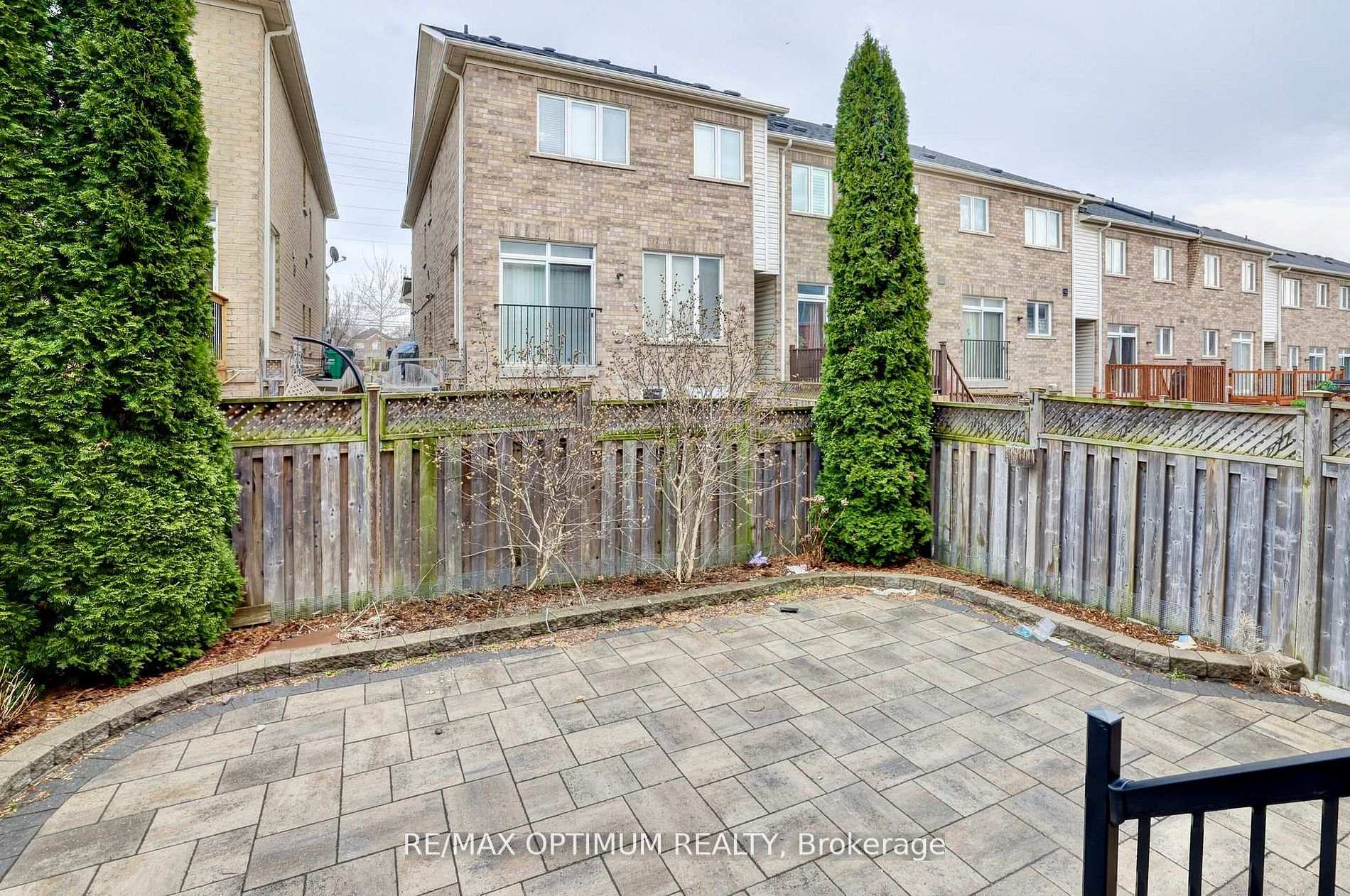 Photo 41 of 21 Saint Eugene Street, Brampton, Bram West — HOMEH