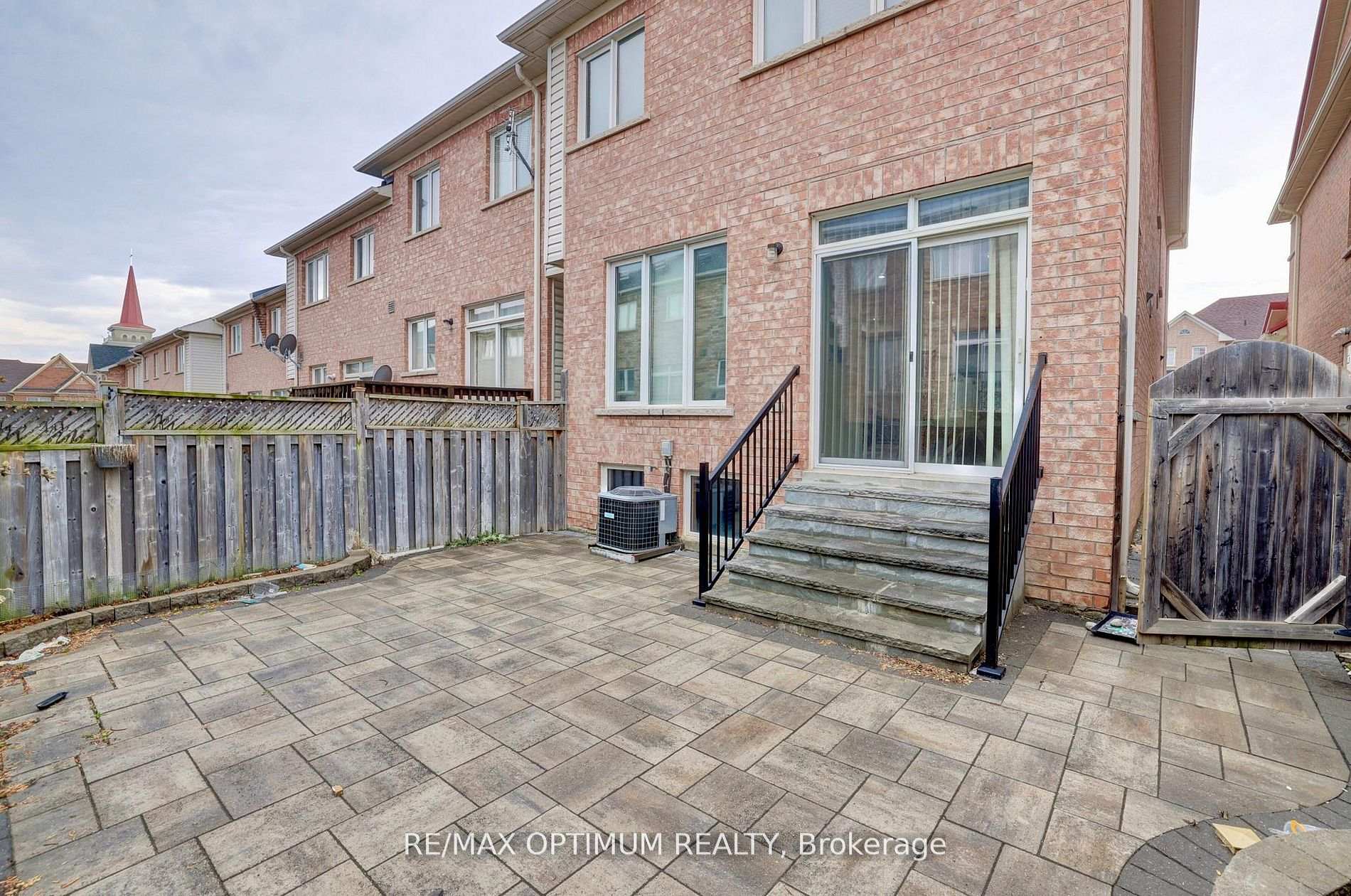 Photo 42 of 21 Saint Eugene Street, Brampton, Bram West — HOMEH