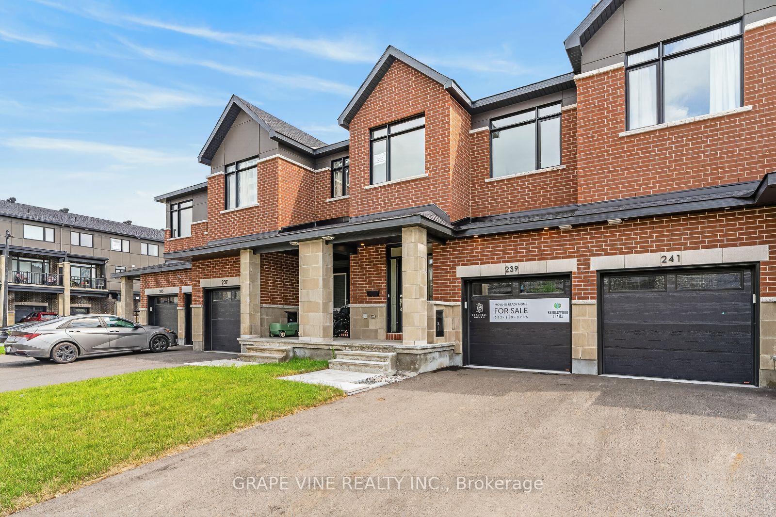 Photo 2 of 239 Monticello Avenue, Ottawa, Kanata - Emerald Meadows/Trailwest — HOMEH
