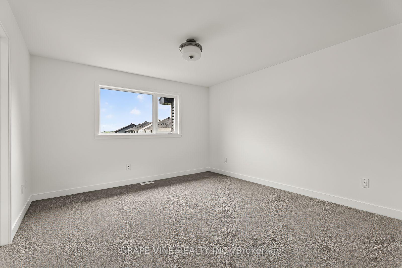 Photo 18 of 239 Monticello Avenue, Ottawa, Kanata - Emerald Meadows/Trailwest — HOMEH