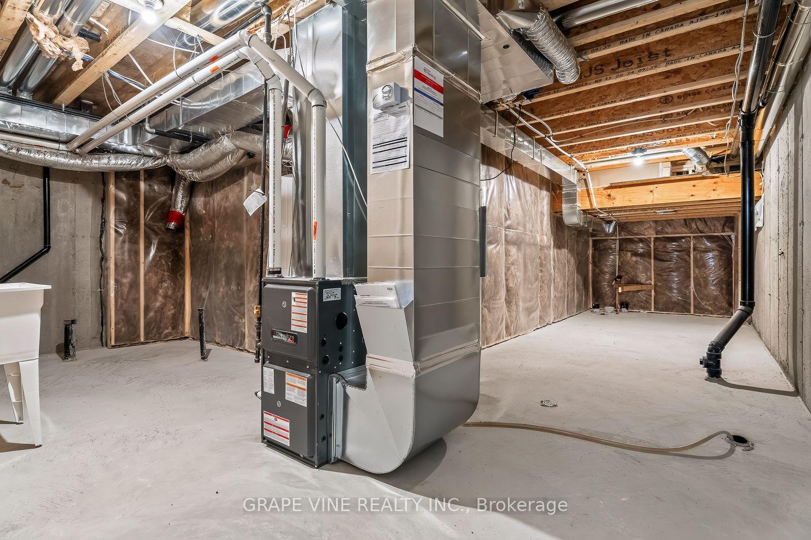 Photo 33 of 239 Monticello Avenue, Ottawa, Kanata - Emerald Meadows/Trailwest — HOMEH
