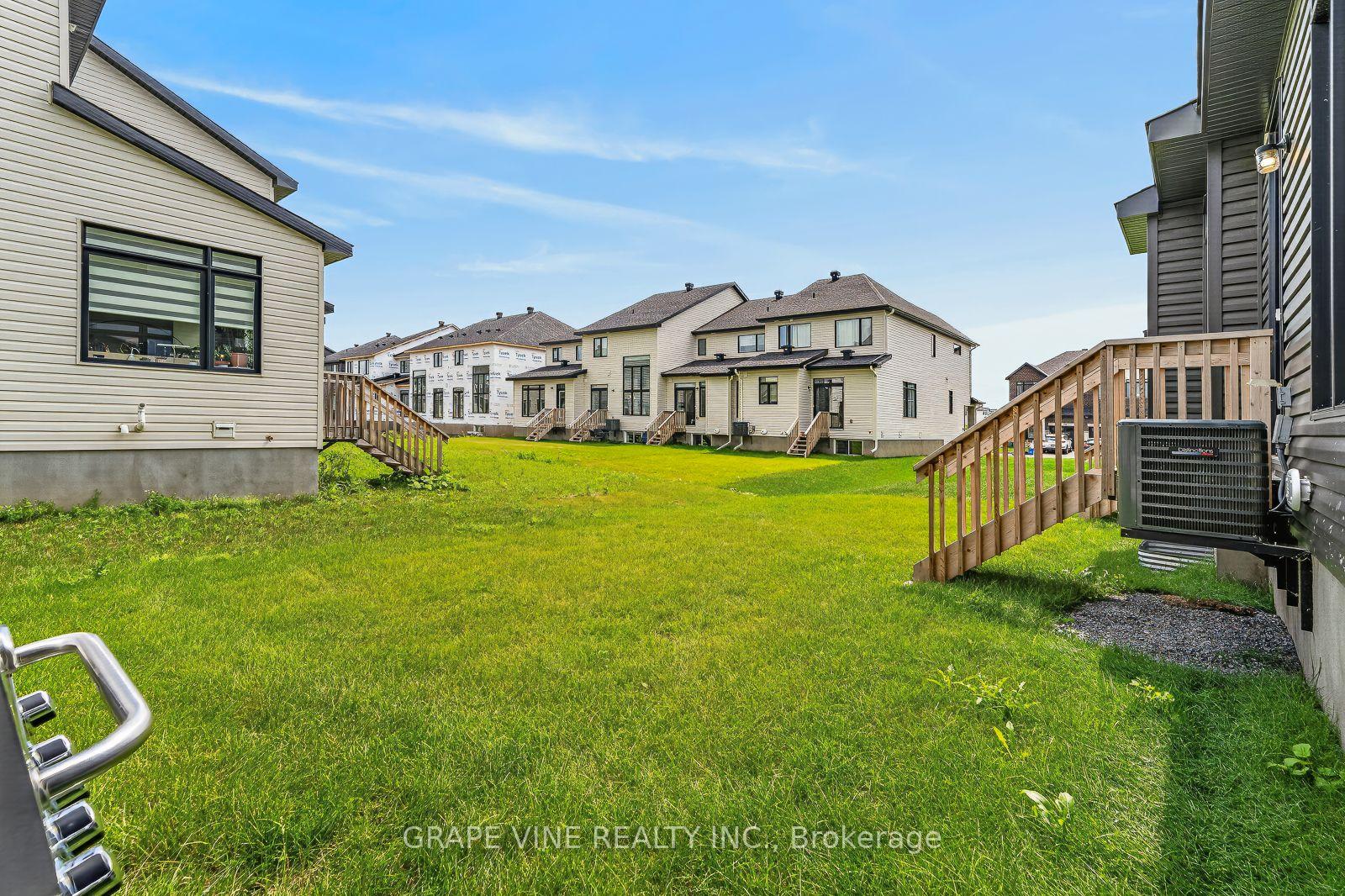 Photo 34 of 239 Monticello Avenue, Ottawa, Kanata - Emerald Meadows/Trailwest — HOMEH