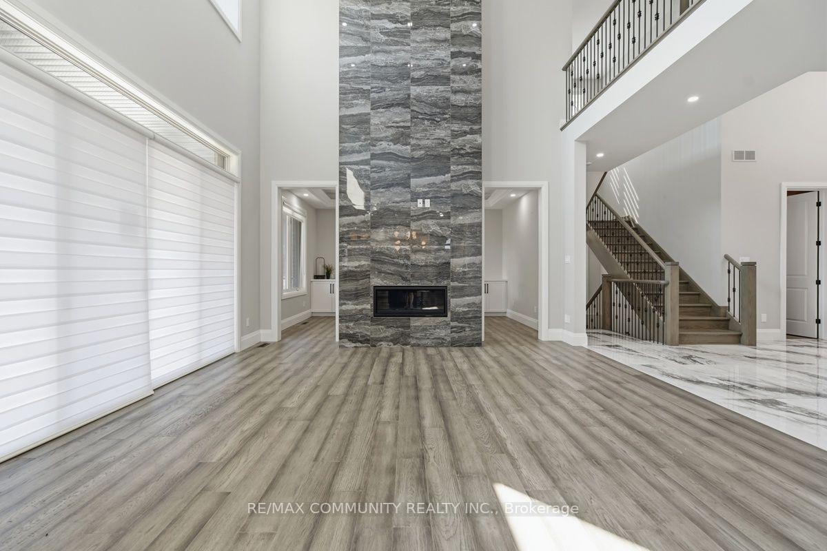 Photo 8 of 451 Warner Terrace, London, North R — HOMEH